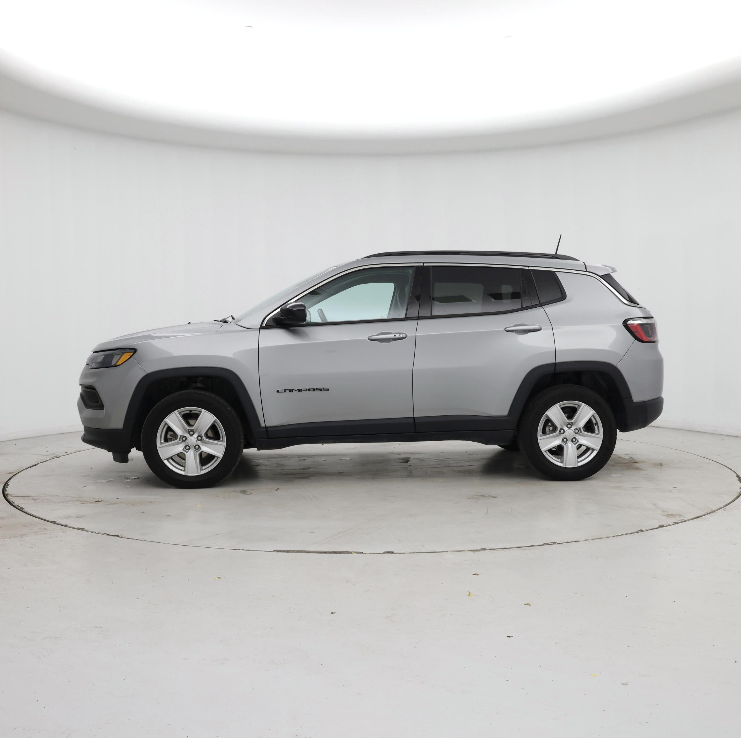 Thumbnail: 2022 Jeep Compass - 3