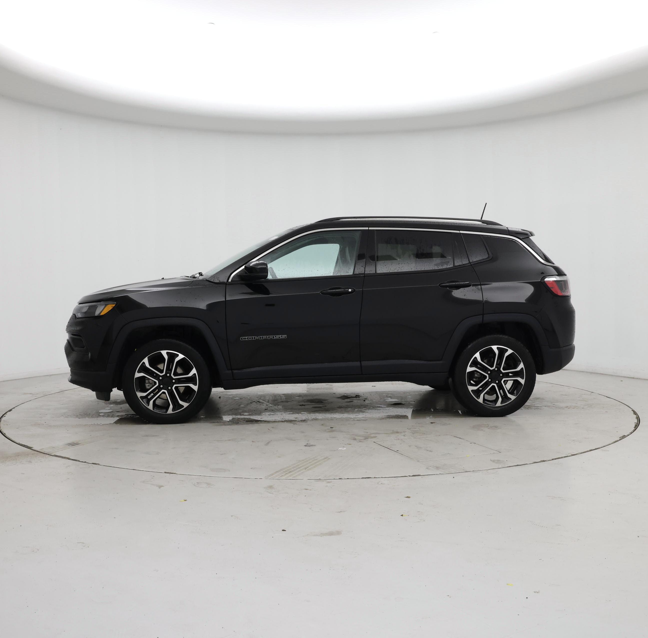 Thumbnail: 2022 Jeep Compass - 3