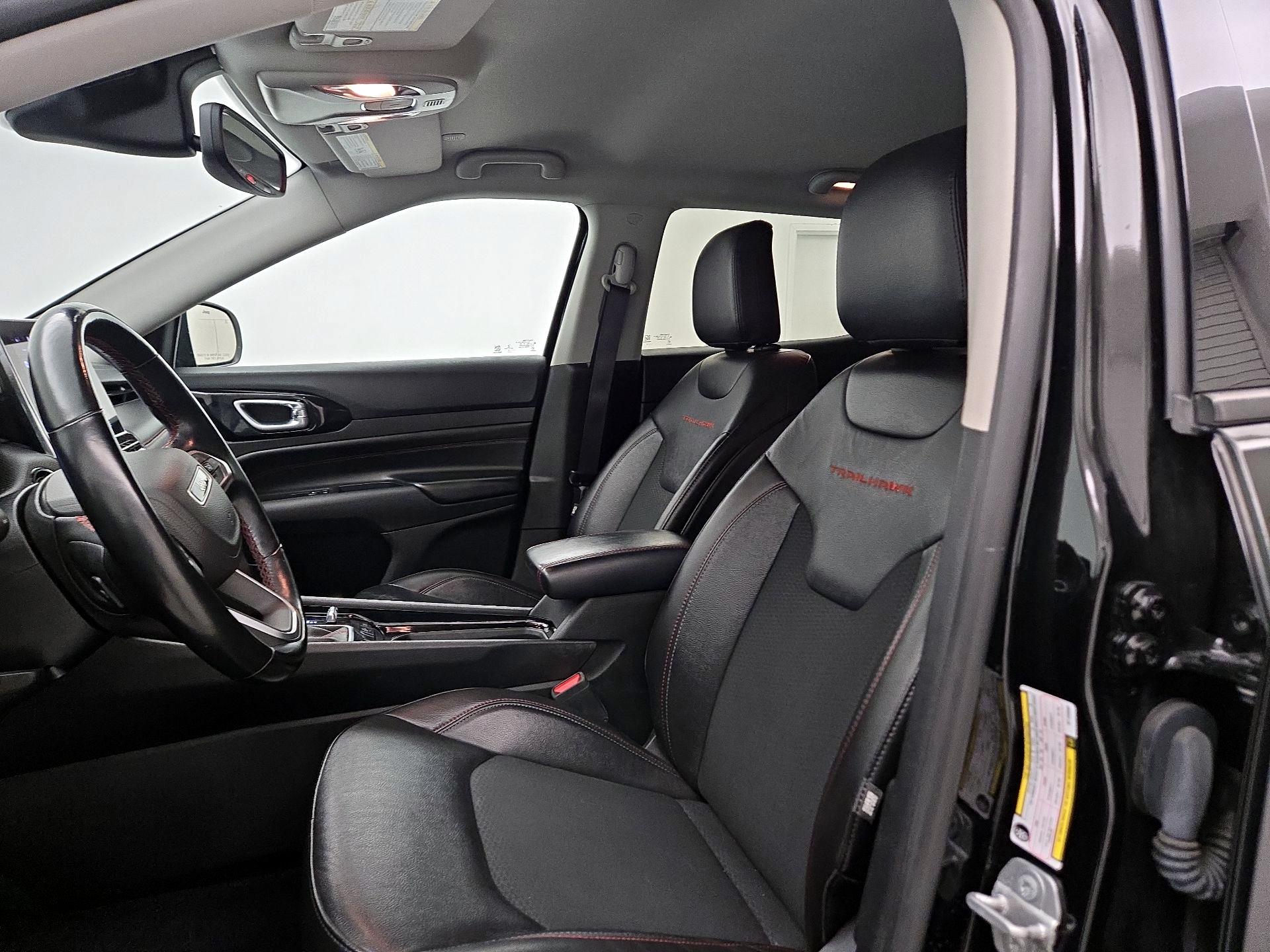 Thumbnail: 2022 Jeep Compass - 11