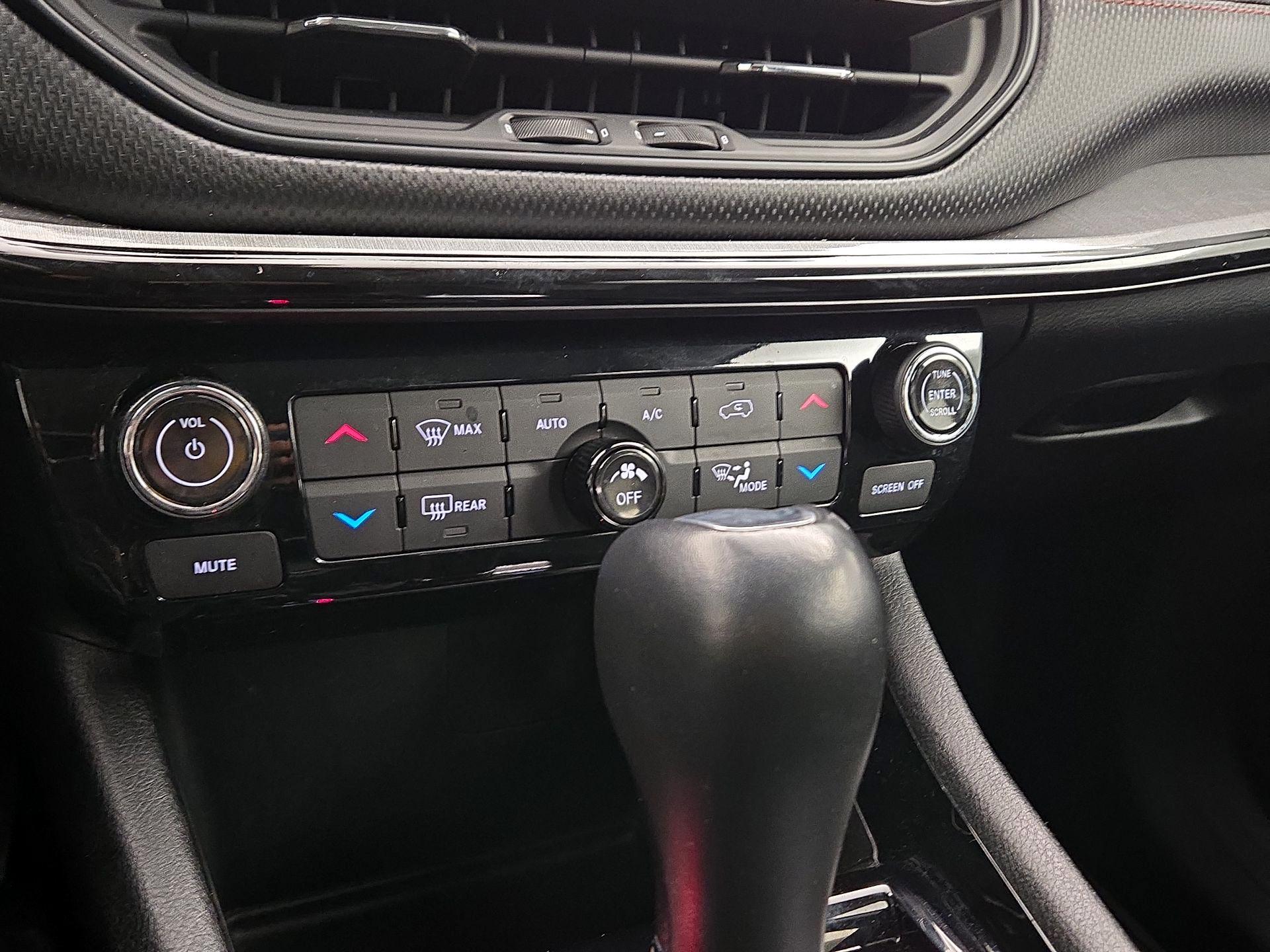 Thumbnail: 2022 Jeep Compass - 16