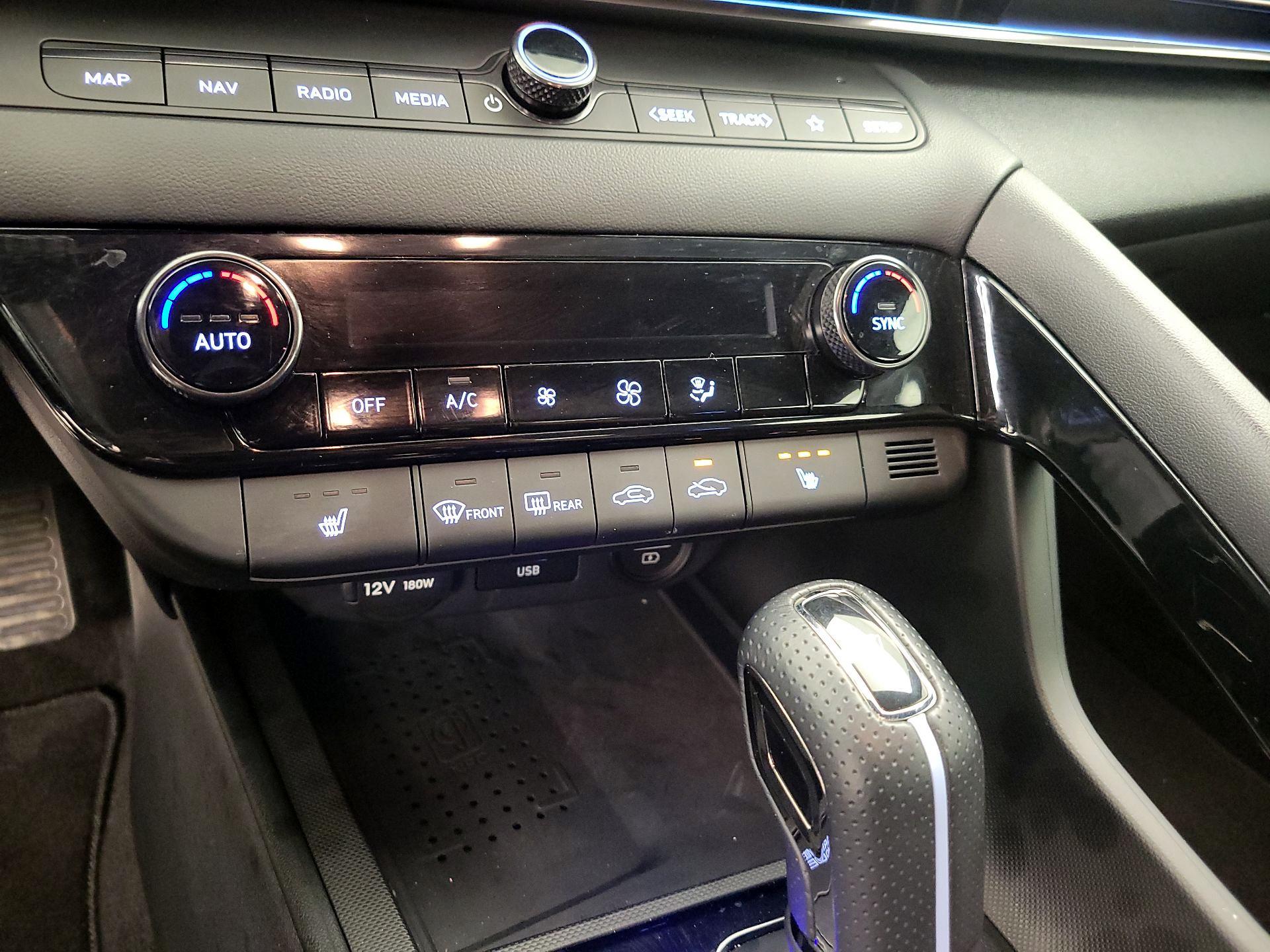 Thumbnail: 2023 Hyundai Elantra - 16