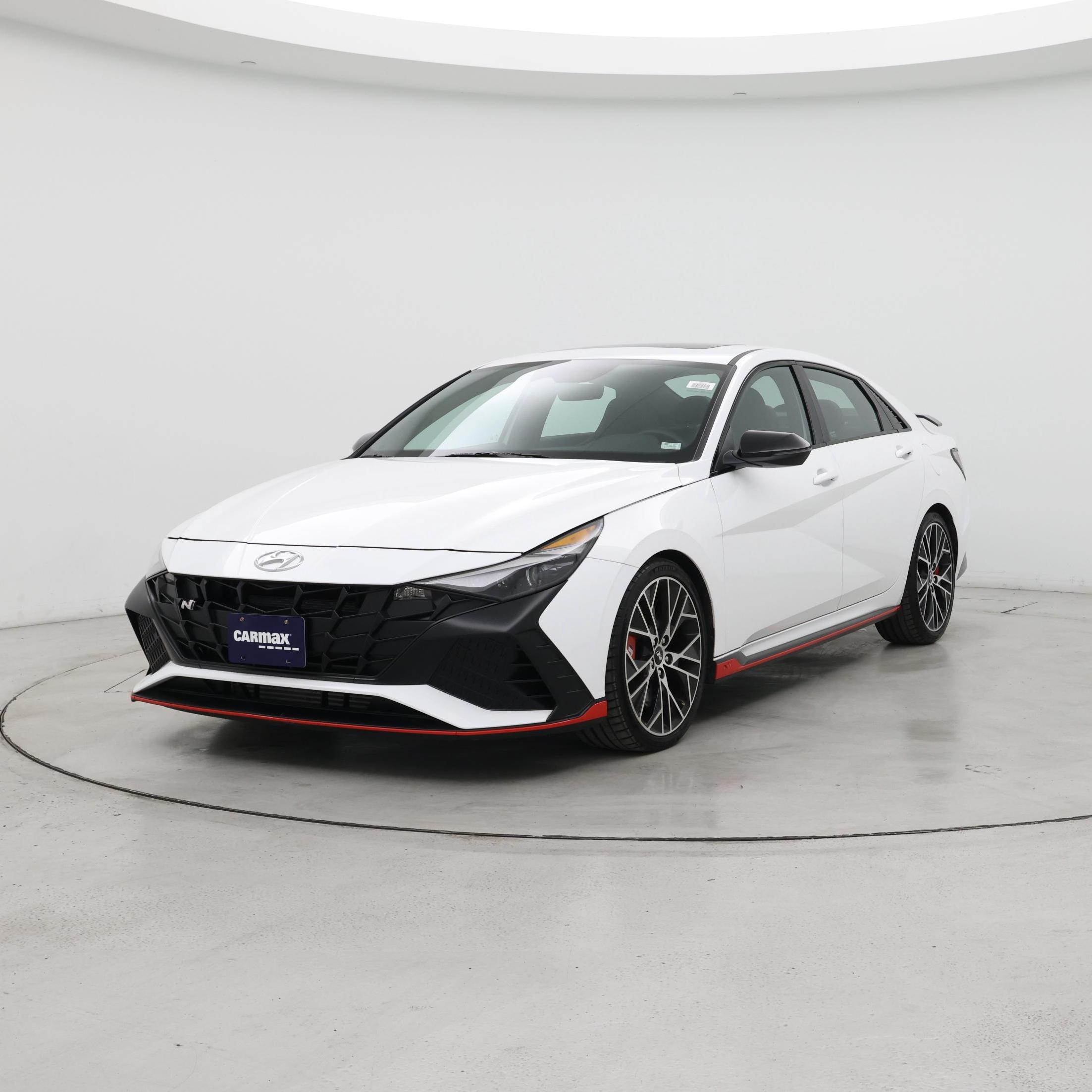 Thumbnail: 2023 Hyundai Elantra - 4