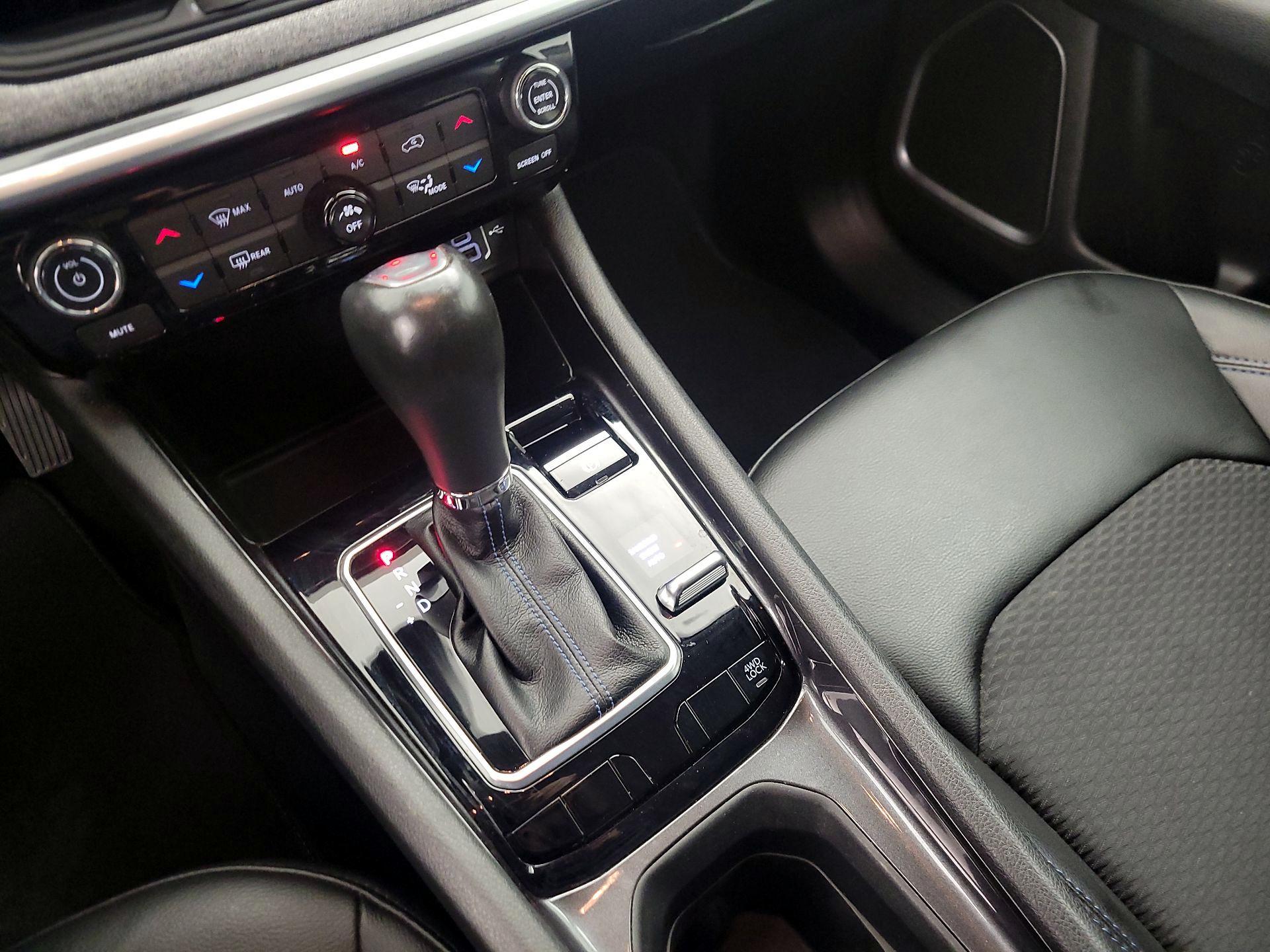 Thumbnail: 2022 Jeep Compass - 17