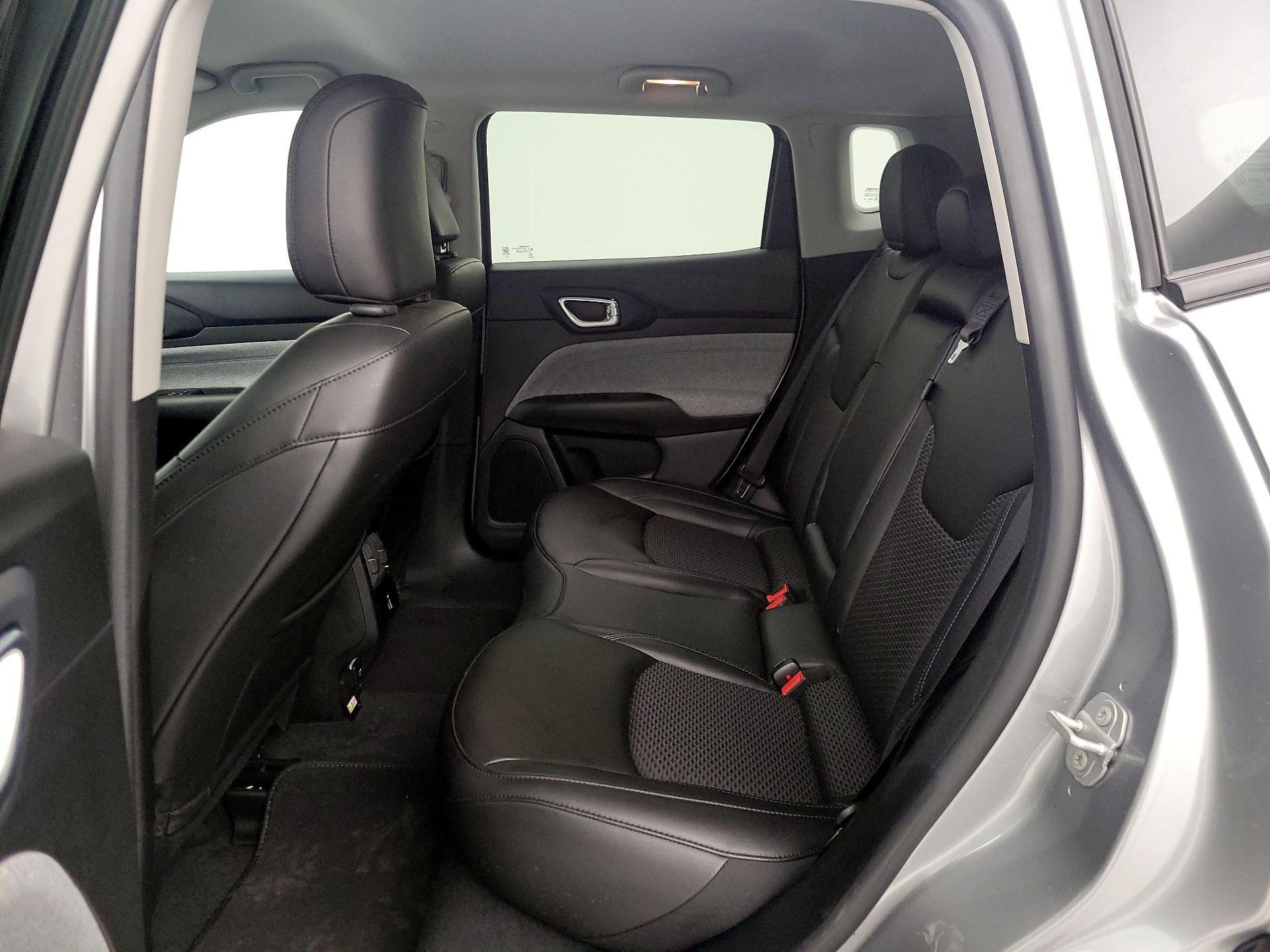 Thumbnail: 2022 Jeep Compass - 19