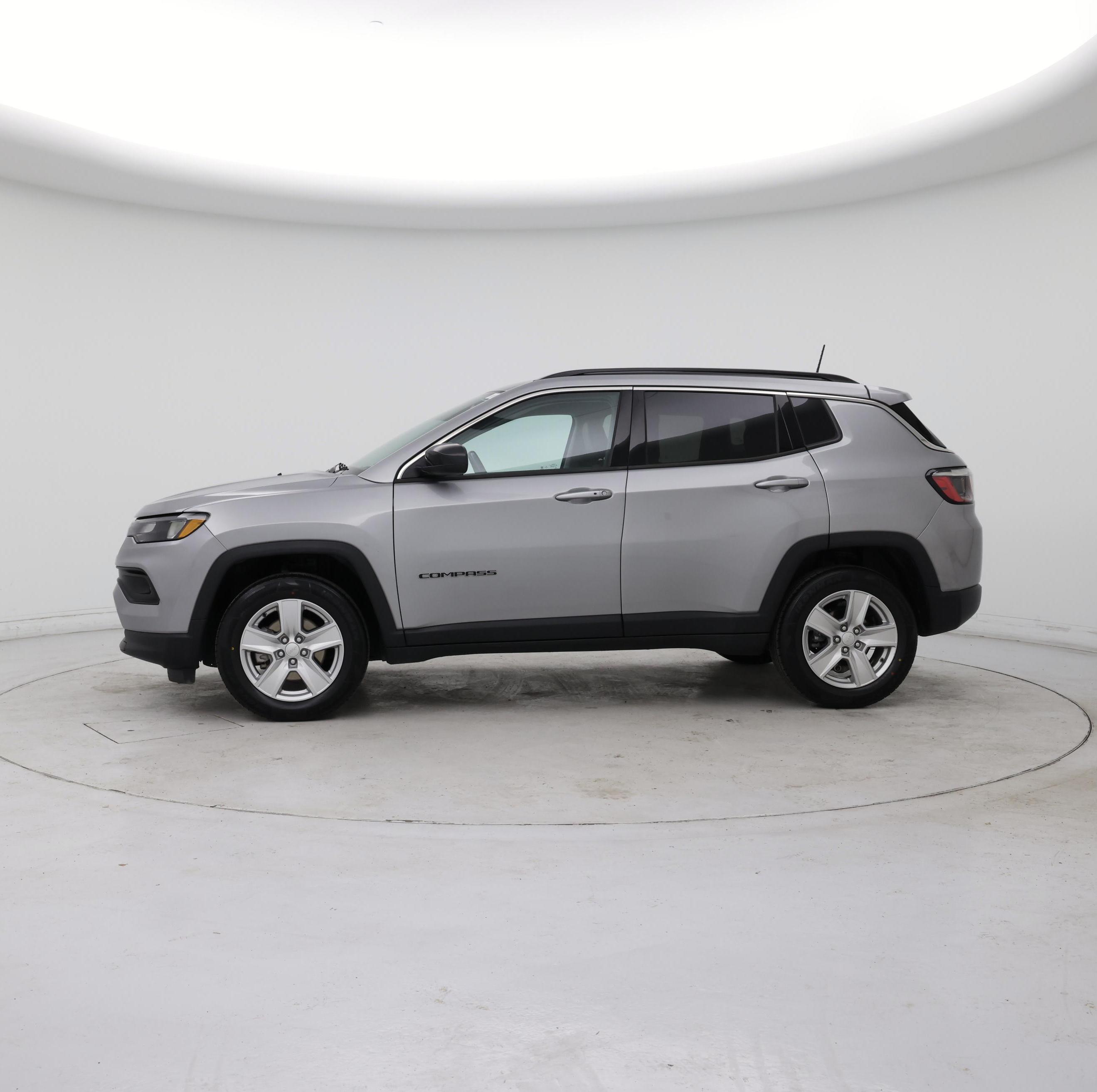 Thumbnail: 2022 Jeep Compass - 3