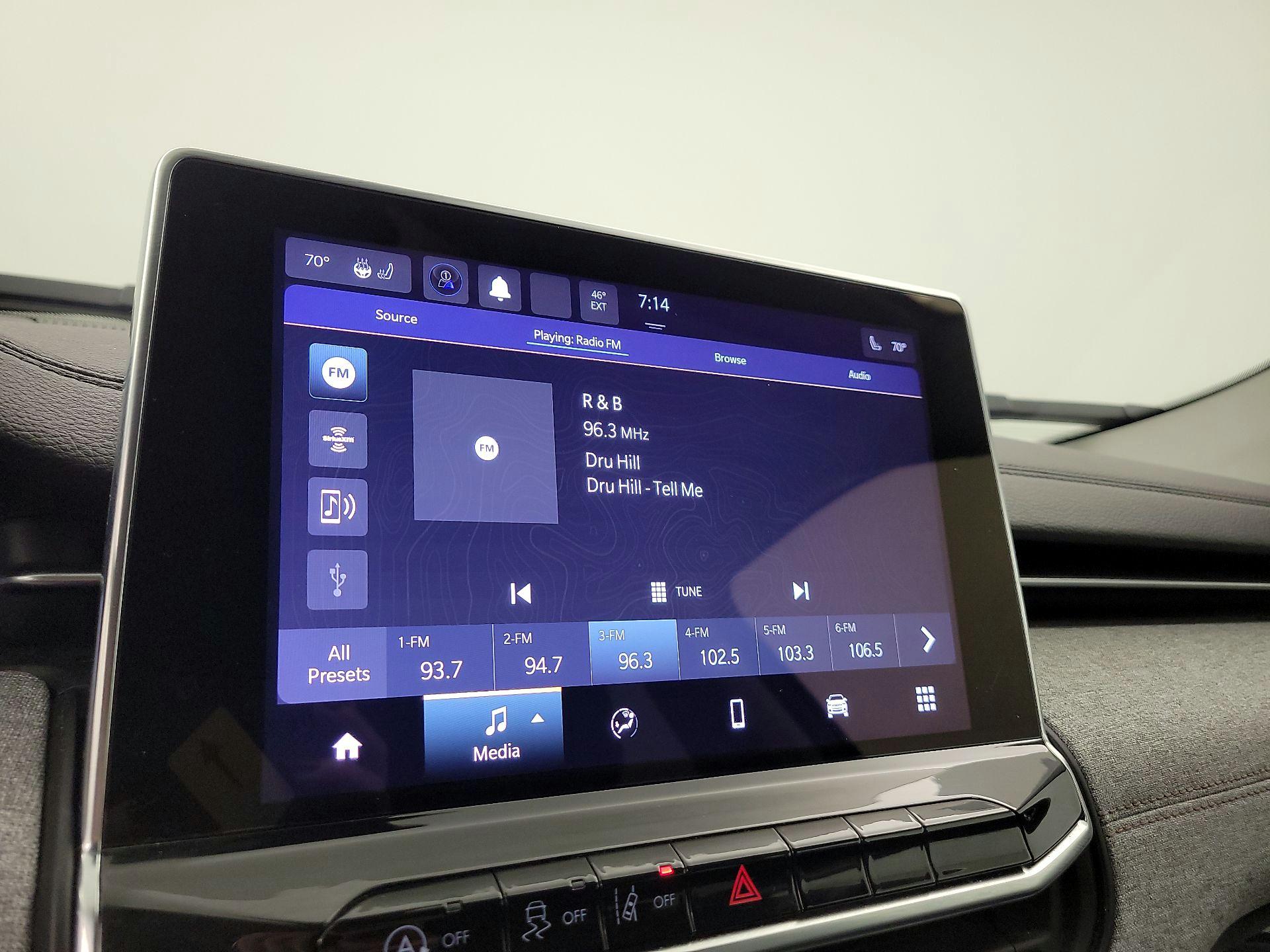 Thumbnail: 2022 Jeep Compass - 15