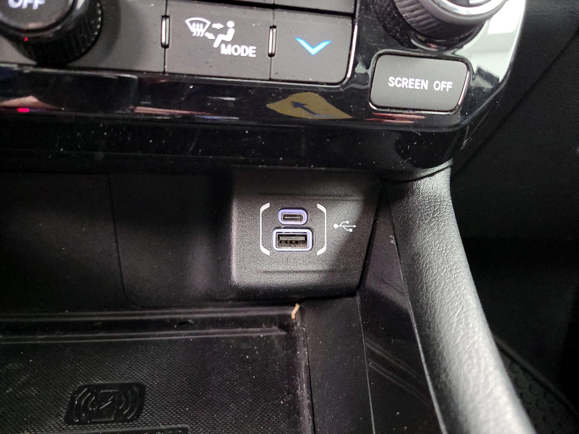 Thumbnail: 2022 Jeep Compass - 18