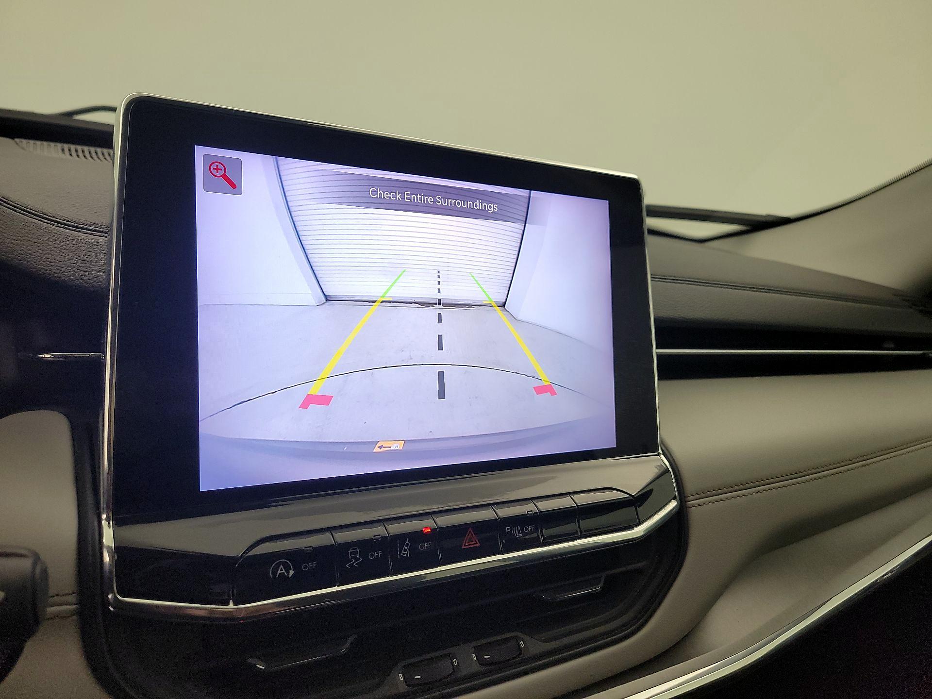 Thumbnail: 2022 Jeep Compass - 14