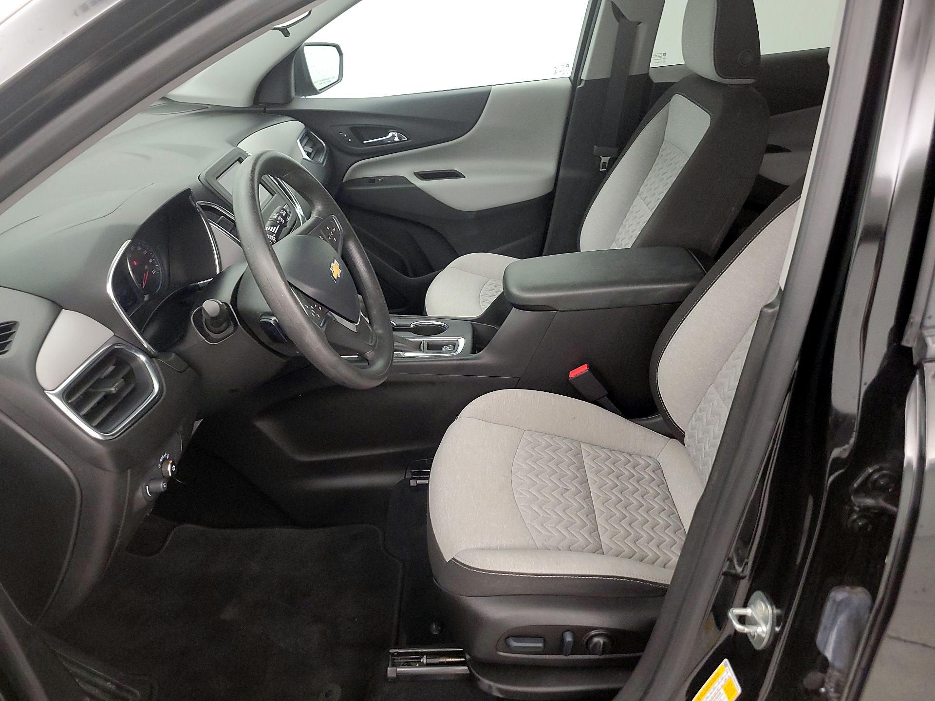 Thumbnail: 2022 Chevrolet Equinox - 11