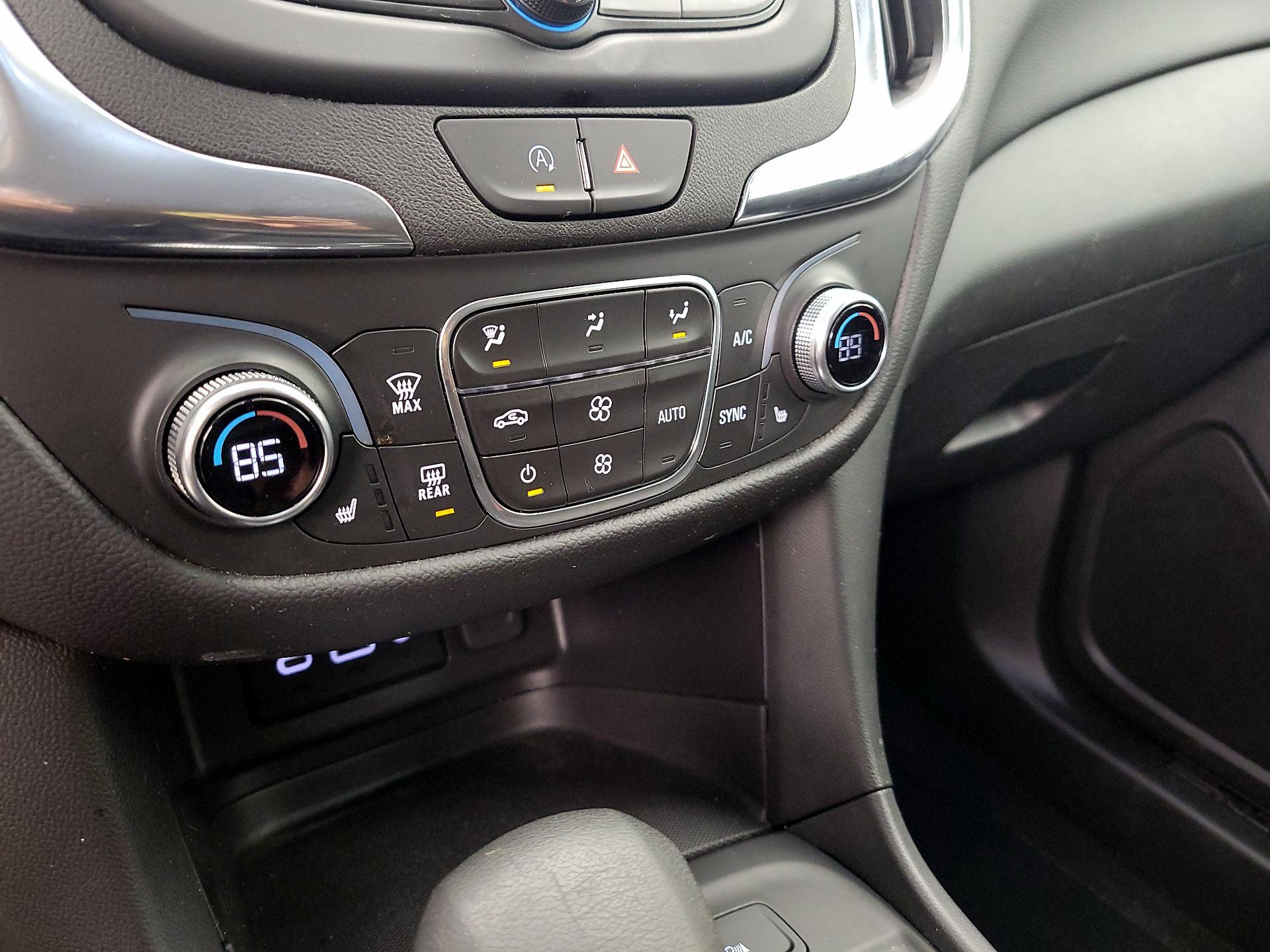 Thumbnail: 2023 Chevrolet Equinox - 16