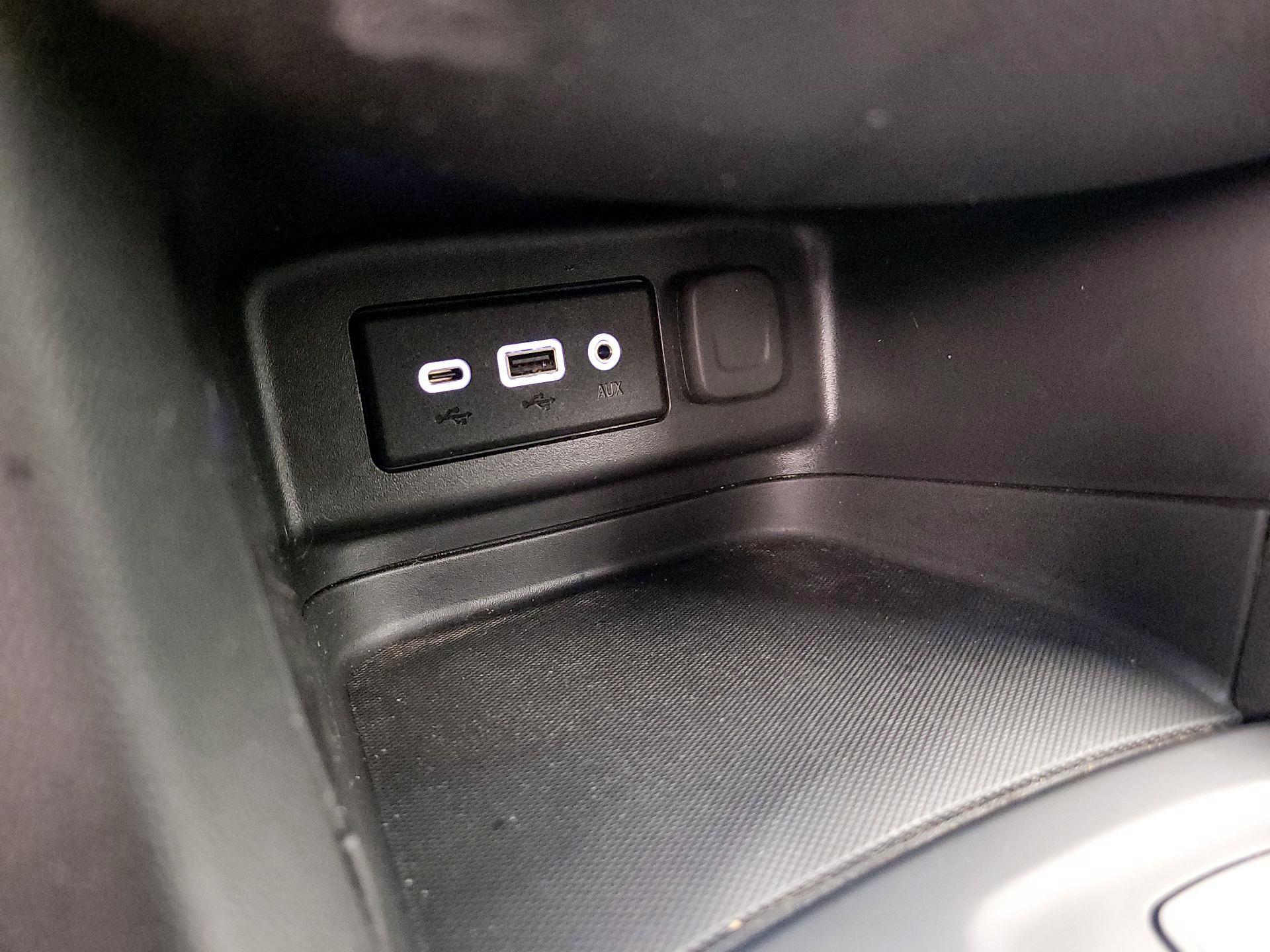 Thumbnail: 2023 Chevrolet Equinox - 18