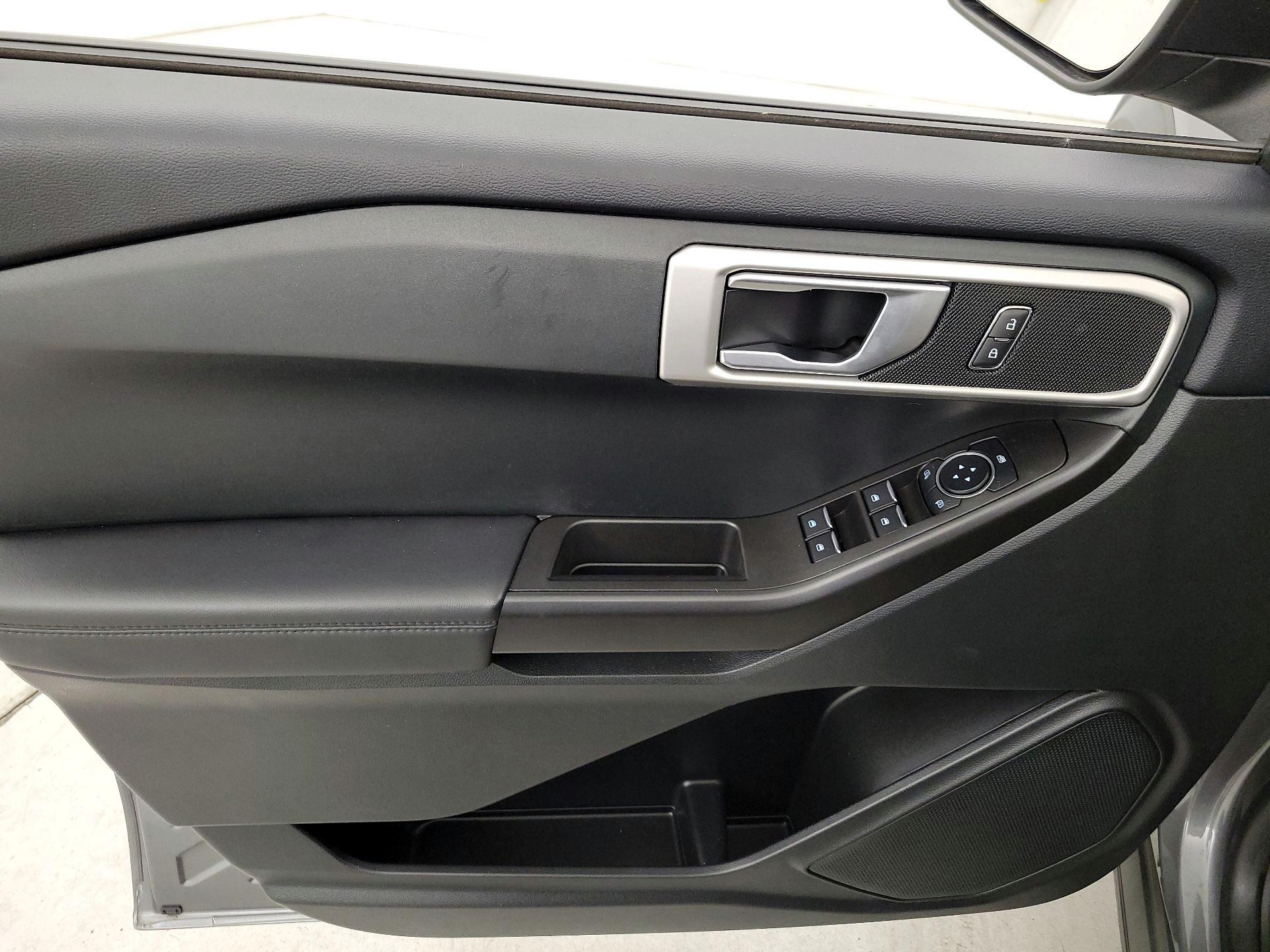 Thumbnail: 2023 Ford Explorer - 12