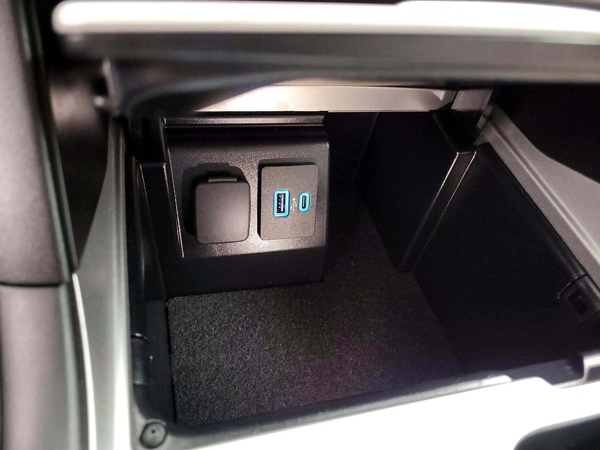 Thumbnail: 2023 Ford Explorer - 18