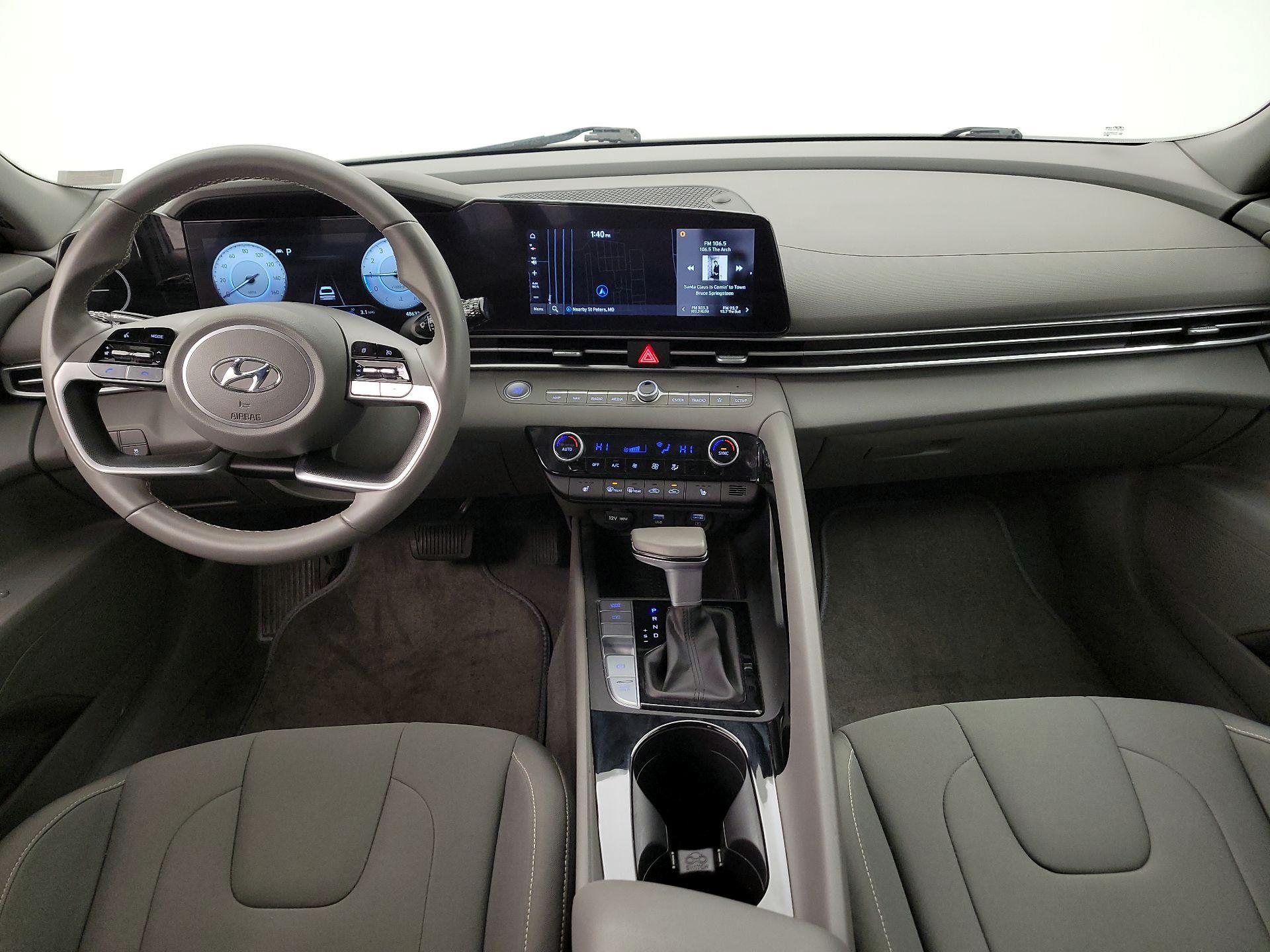 Thumbnail: 2023 Hyundai Elantra - 9