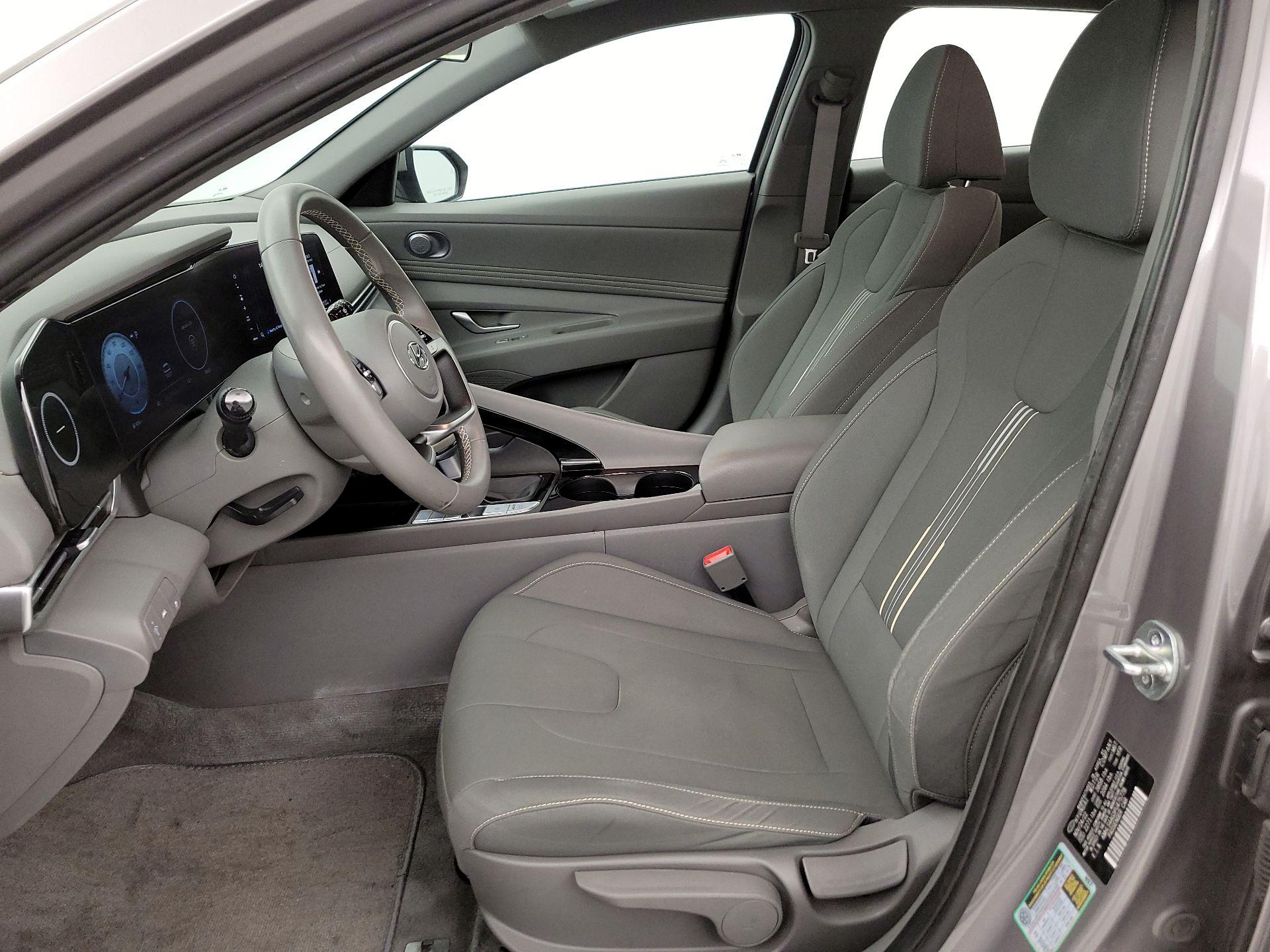 Thumbnail: 2023 Hyundai Elantra - 11