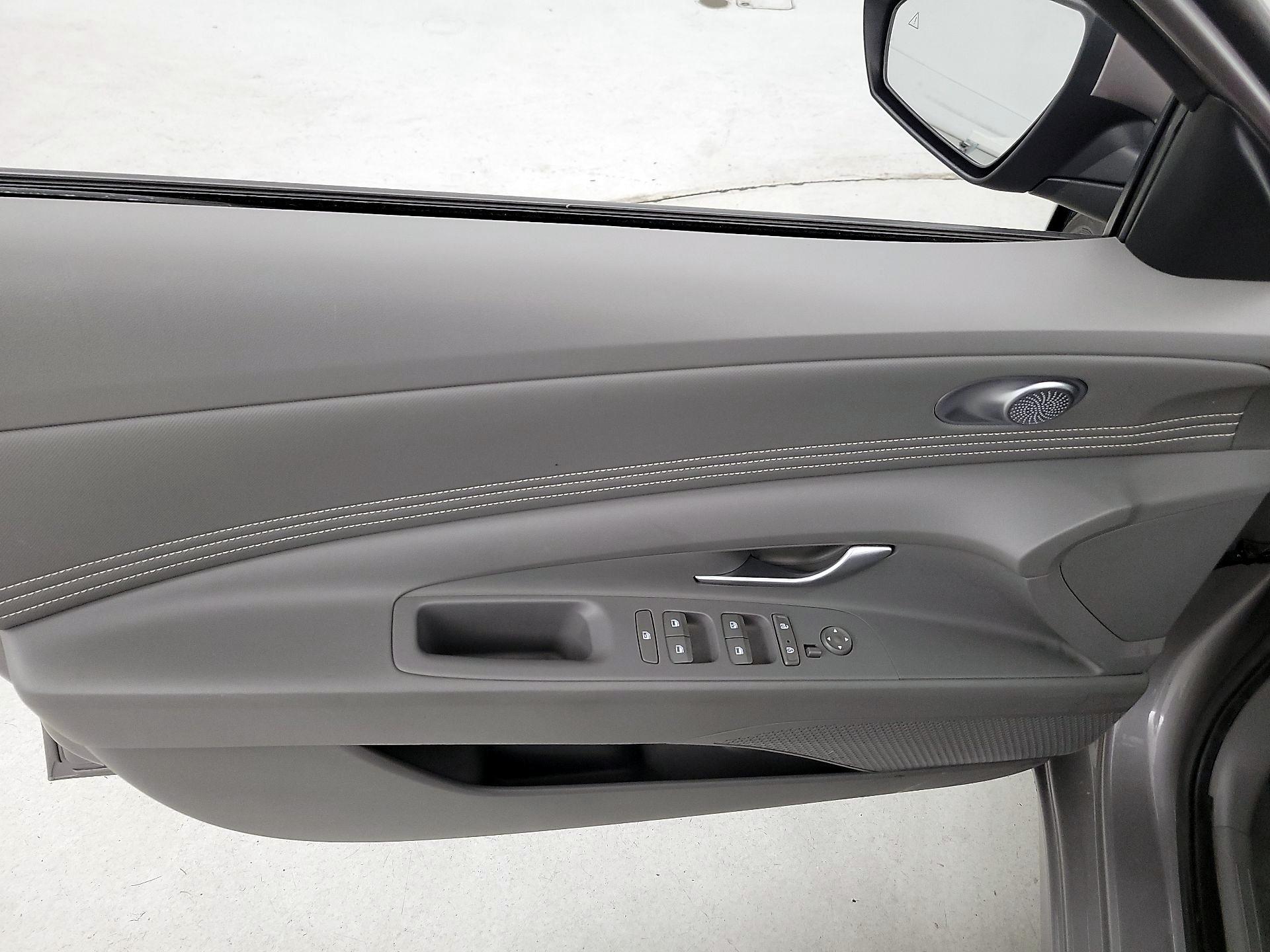 Thumbnail: 2023 Hyundai Elantra - 12