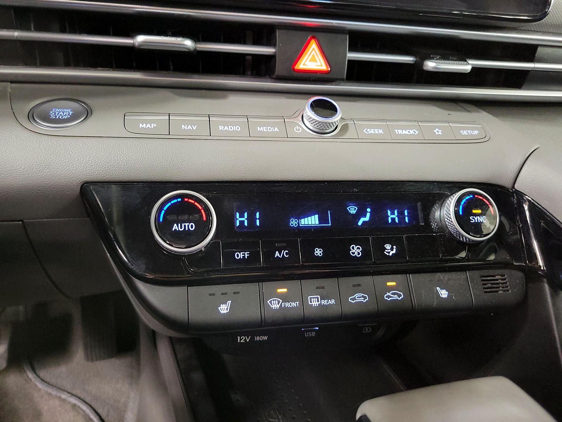 Thumbnail: 2023 Hyundai Elantra - 17