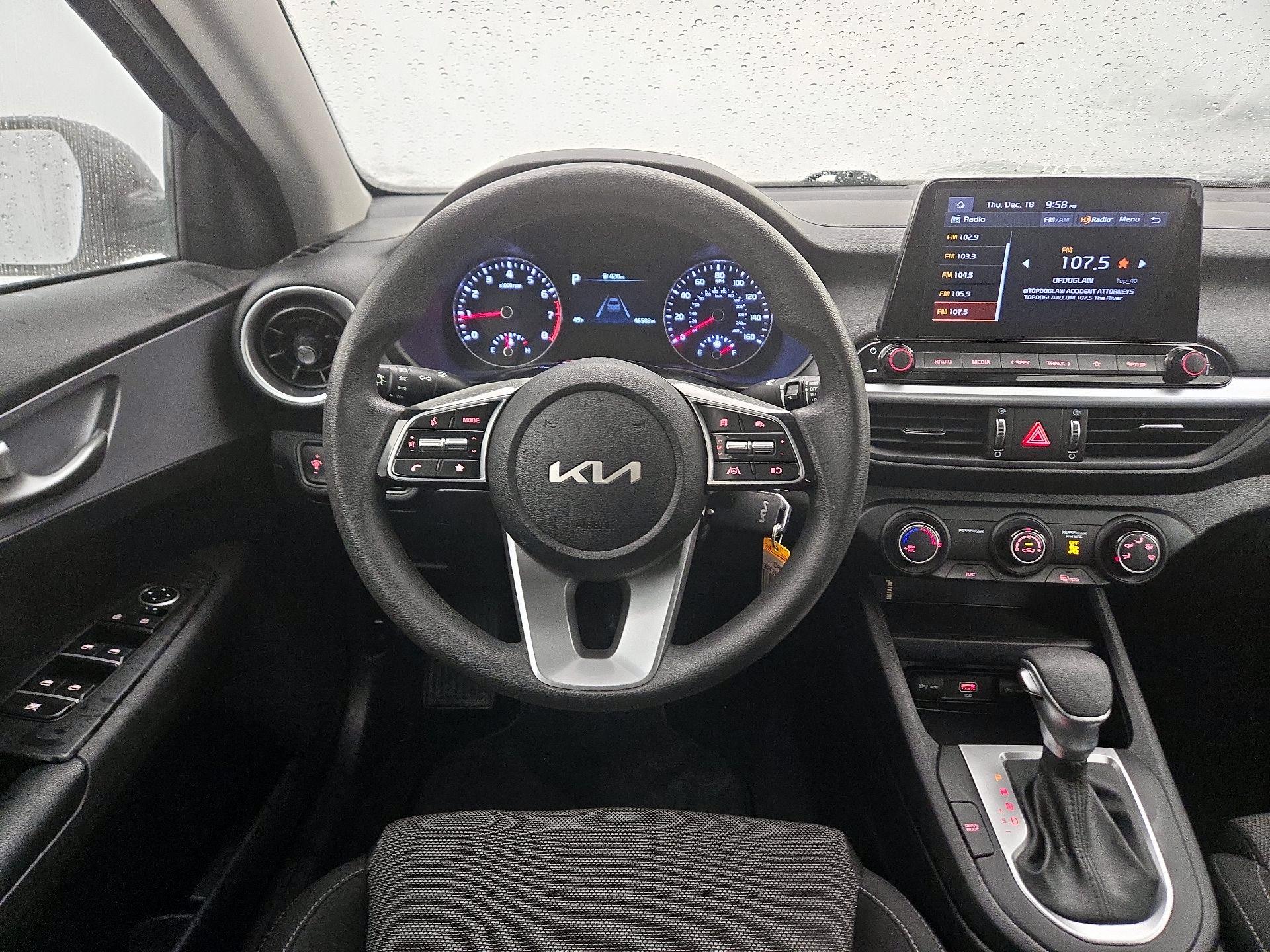 Thumbnail: 2022 Kia Forte - 10