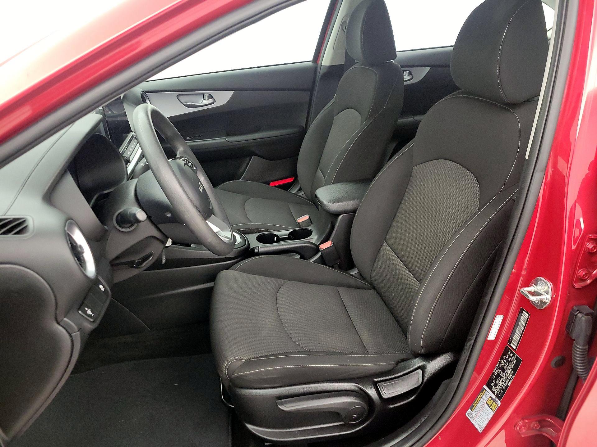 Thumbnail: 2023 Kia Forte - 11