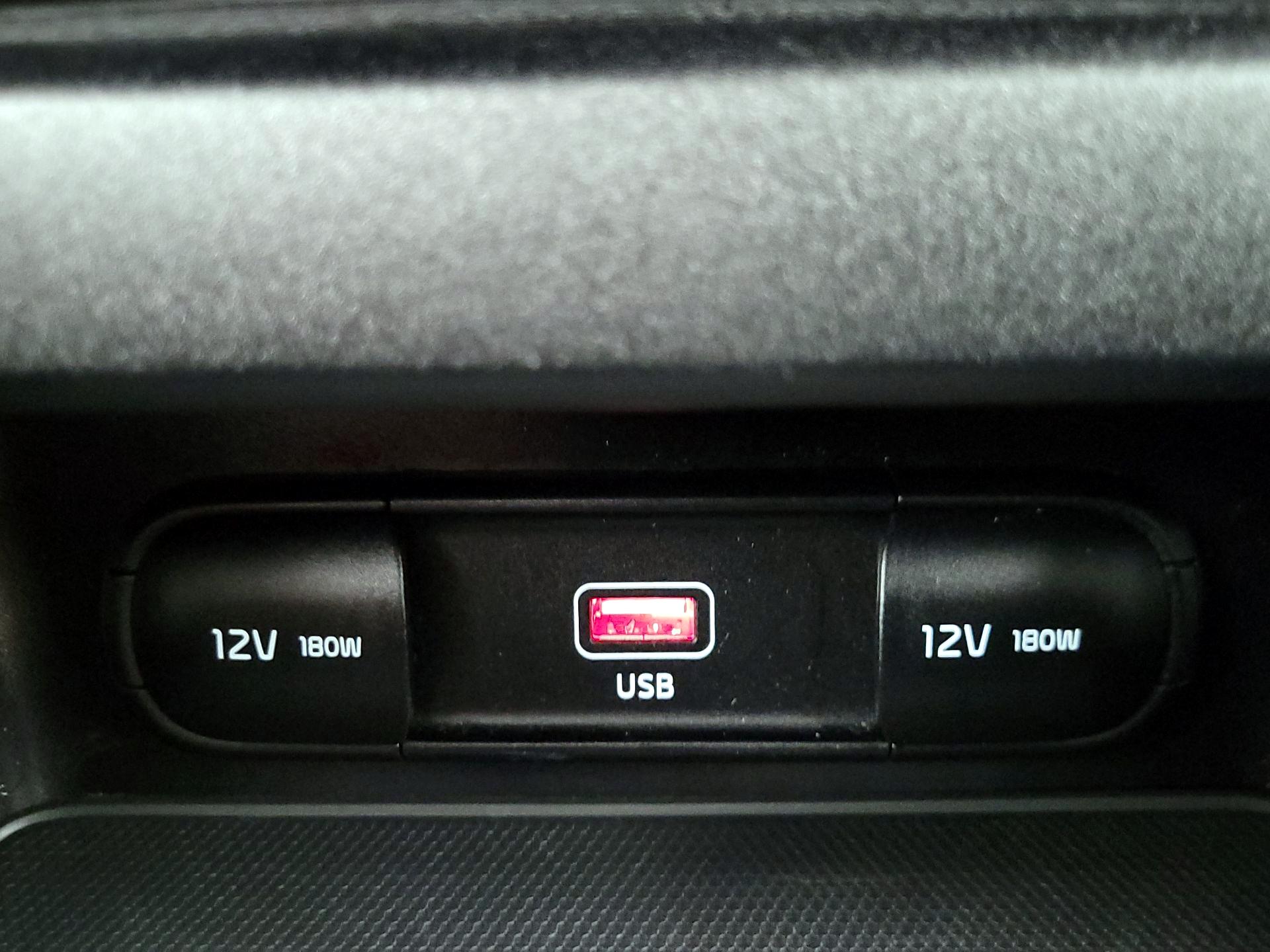 Thumbnail: 2023 Kia Forte - 18