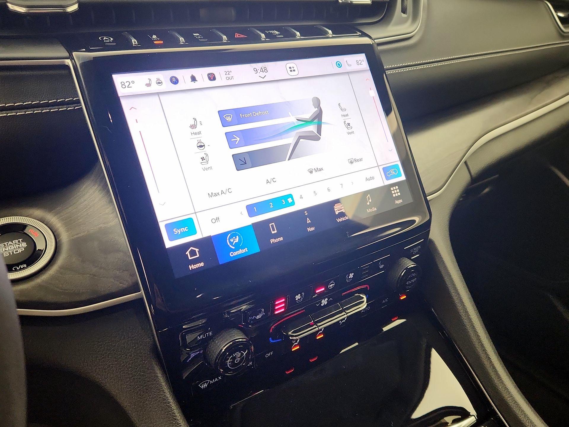 Thumbnail: 2023 Jeep Grand Cherokee - 17