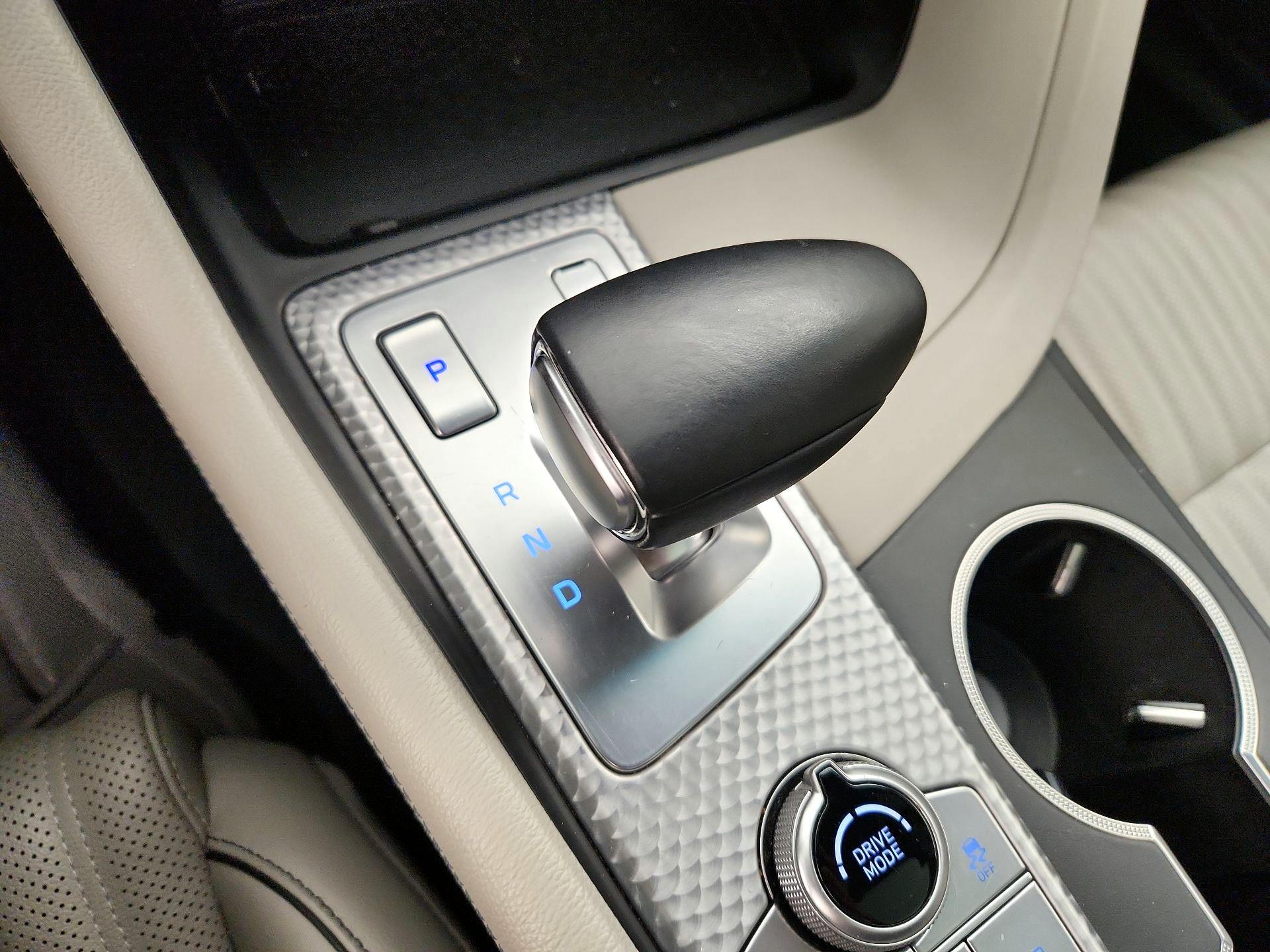 Thumbnail: 2023 Genesis G70 - 17