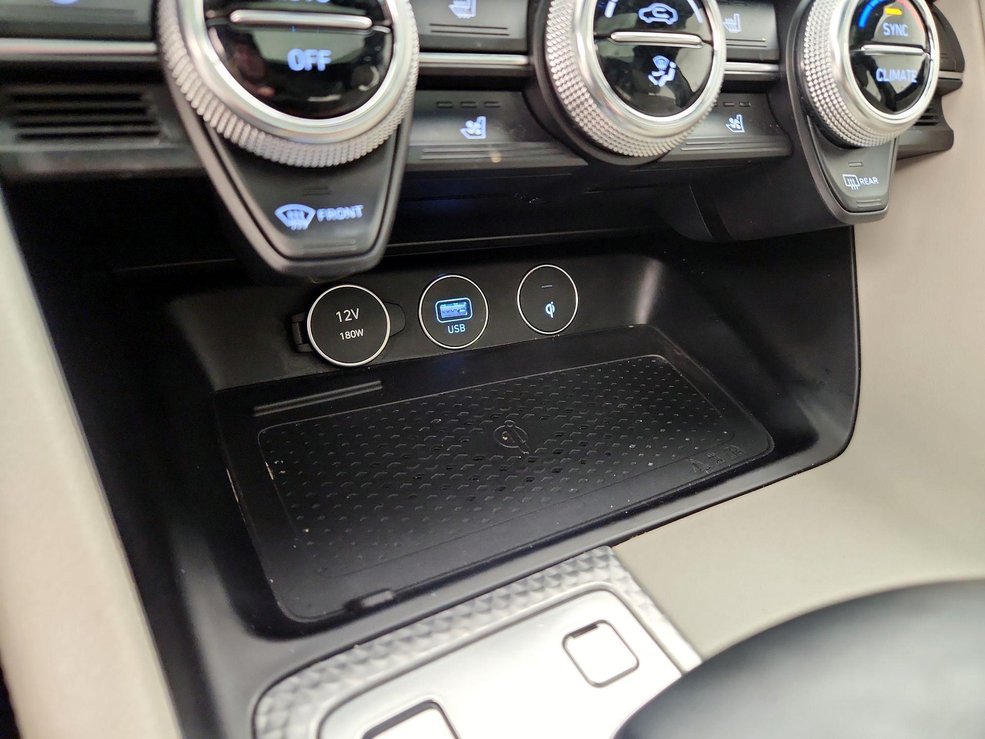 Thumbnail: 2023 Genesis G70 - 18