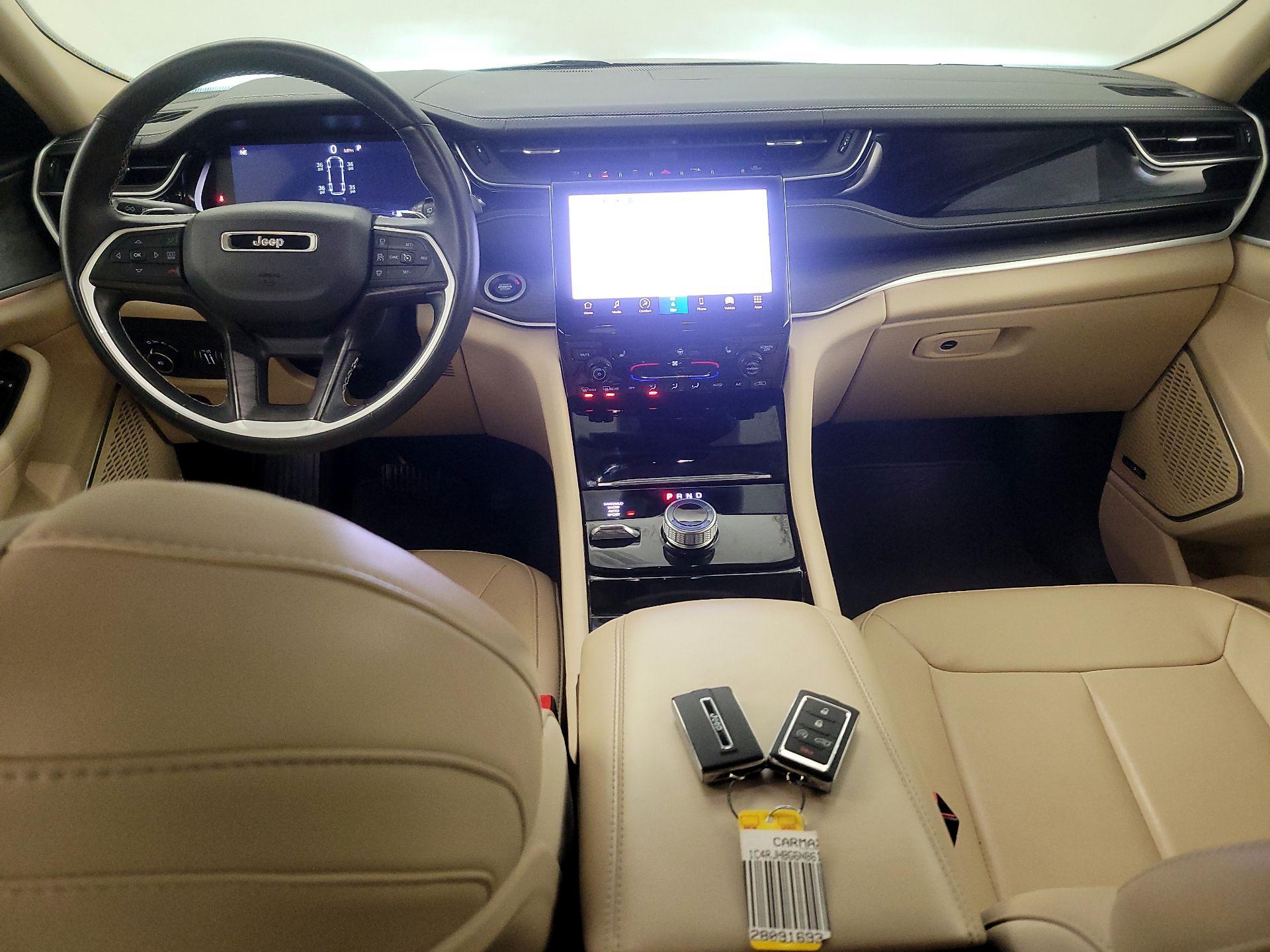 Thumbnail: 2022 Jeep Grand Cherokee - 9