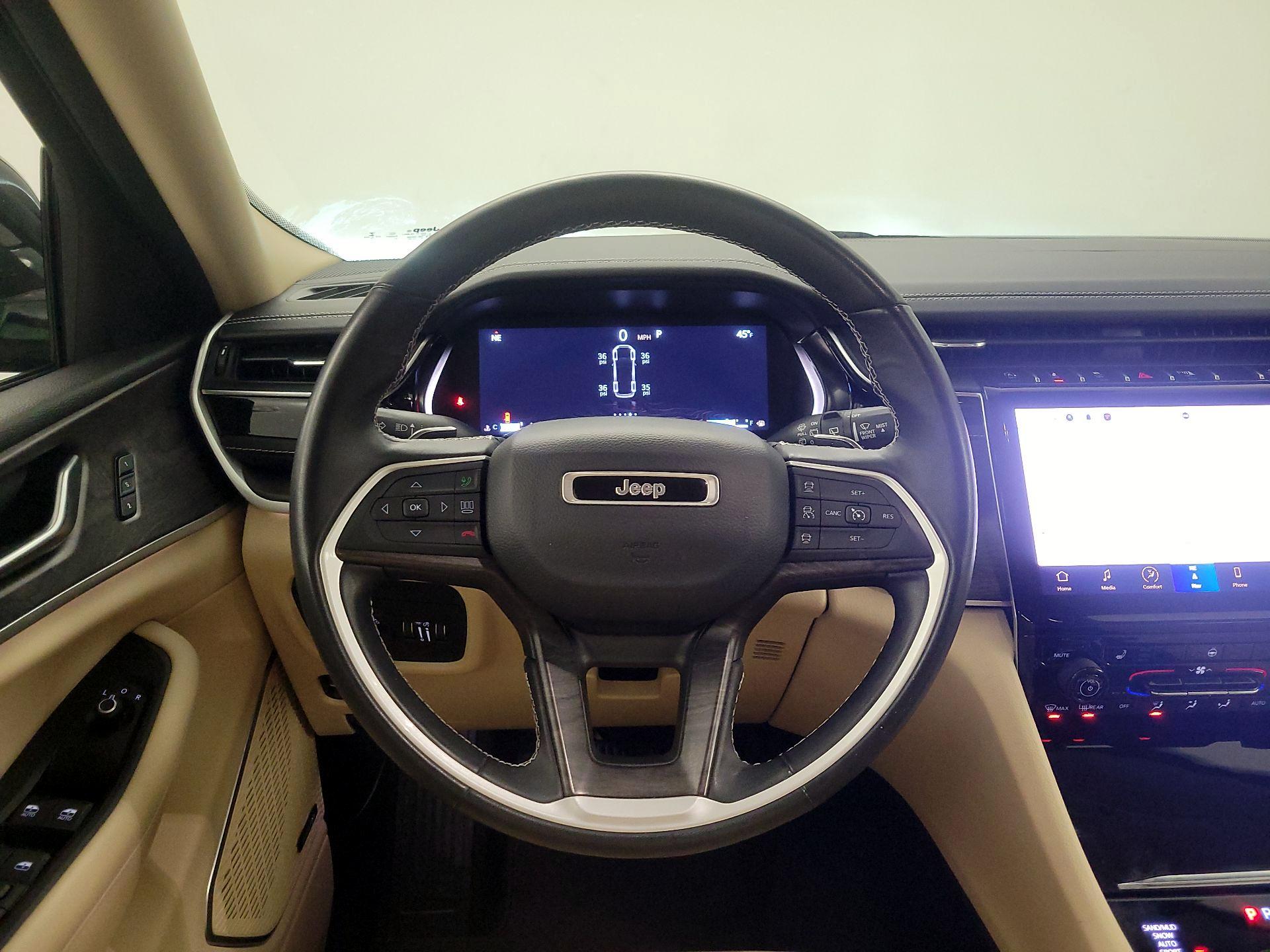 Thumbnail: 2022 Jeep Grand Cherokee - 10