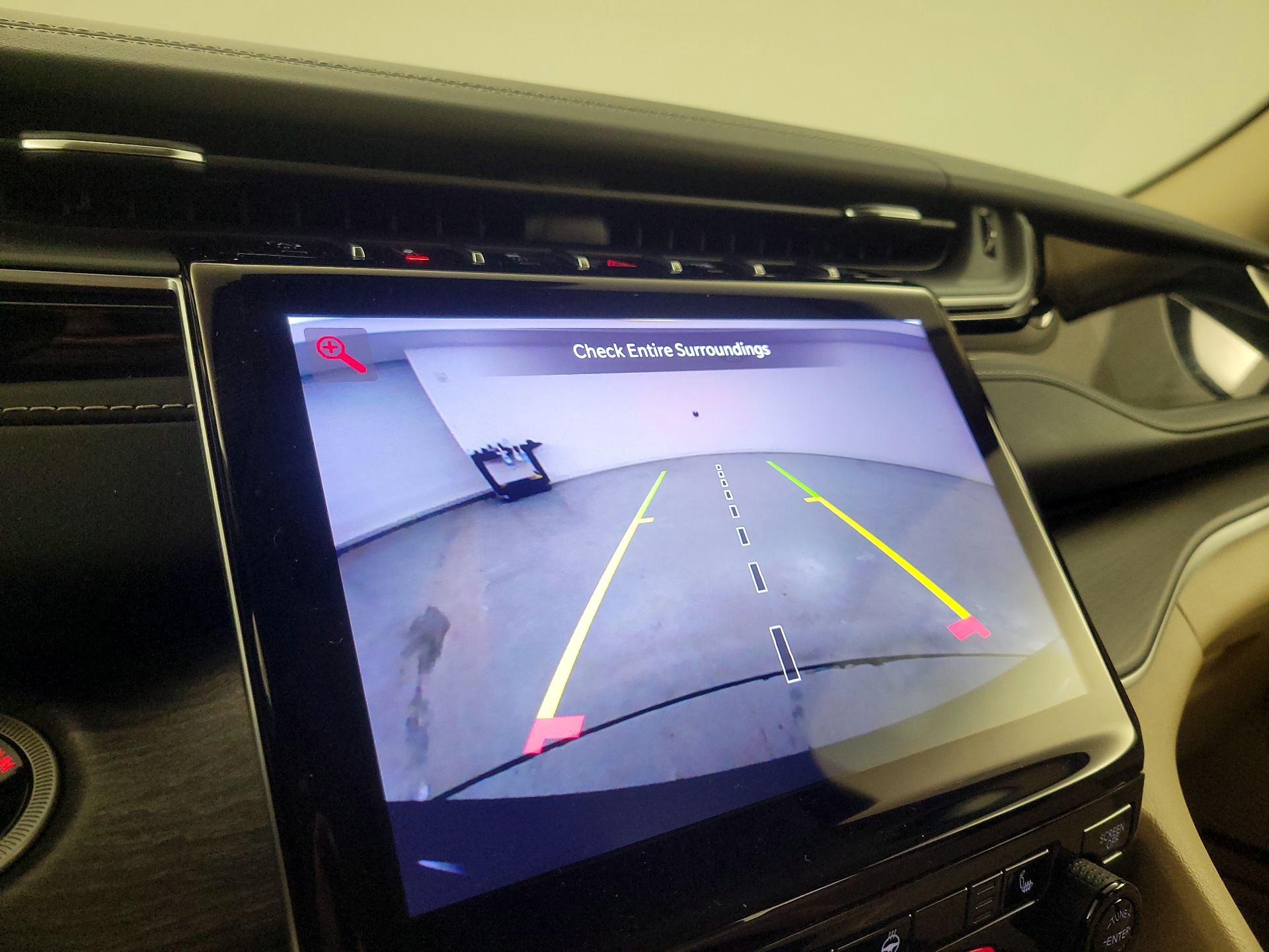 Thumbnail: 2022 Jeep Grand Cherokee - 15