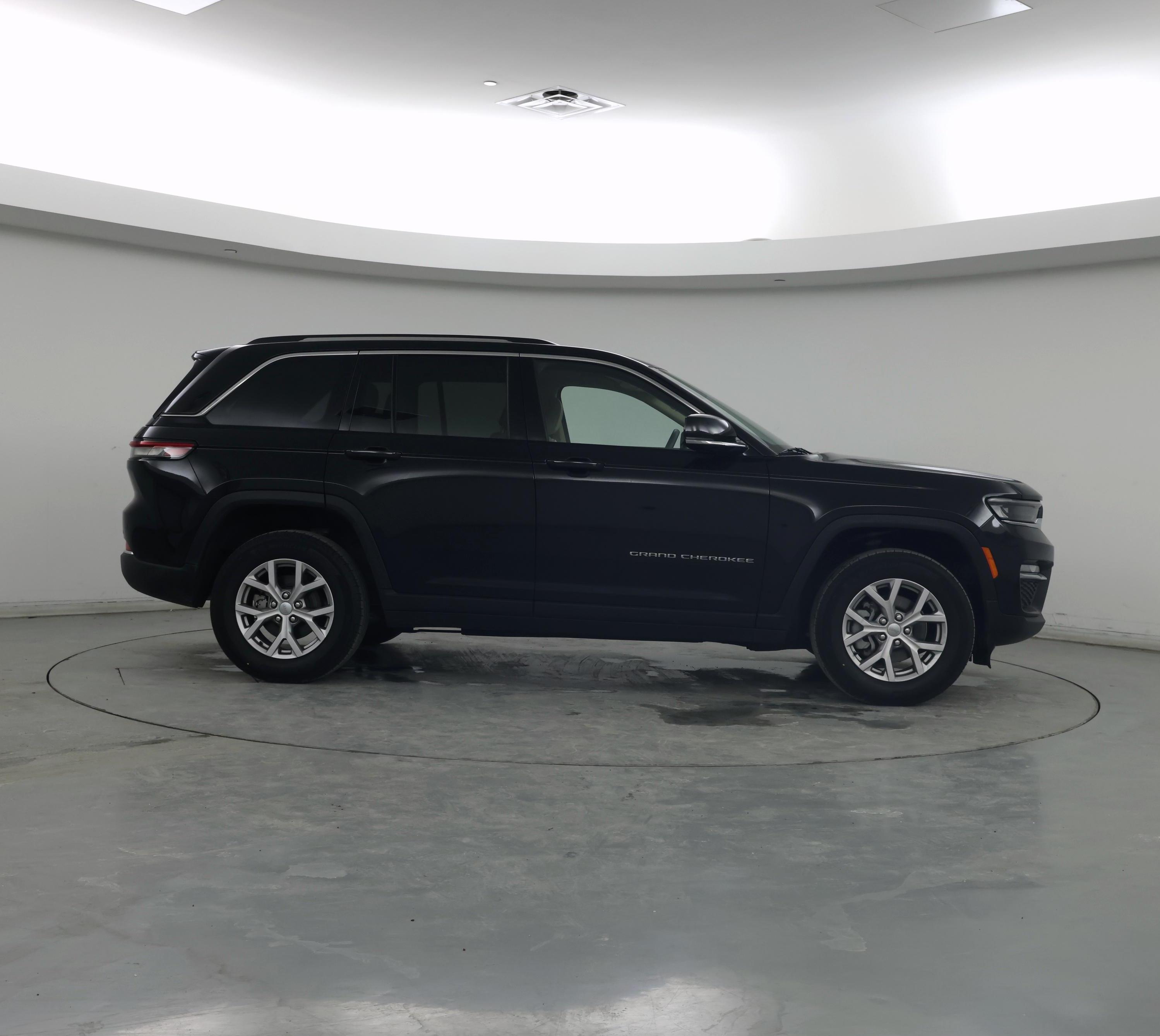 Thumbnail: 2022 Jeep Grand Cherokee - 7