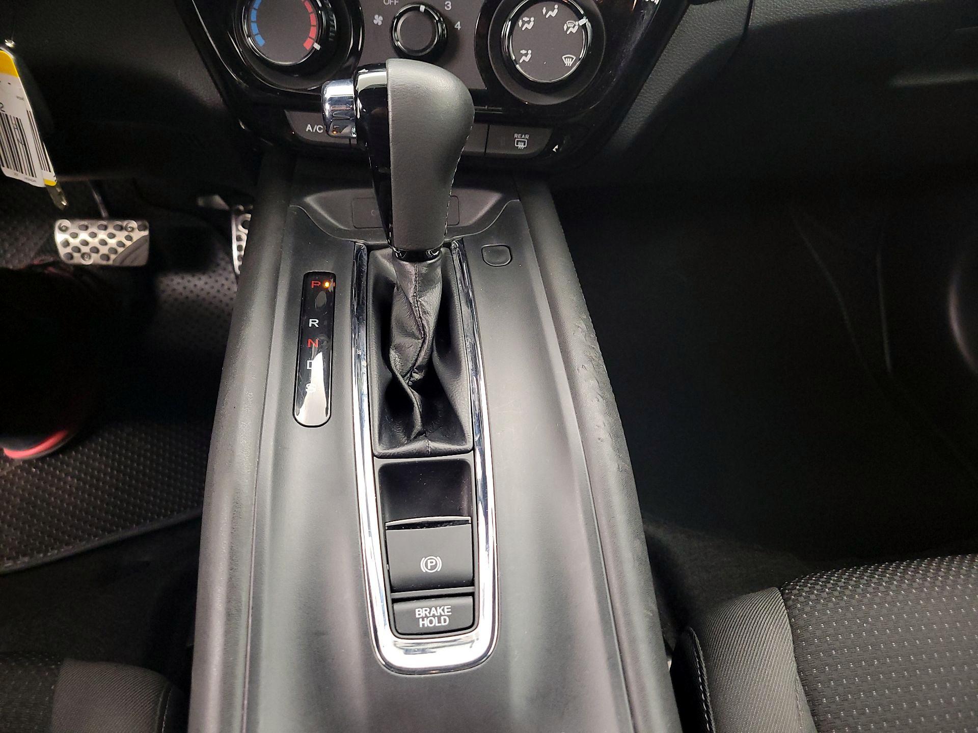 Thumbnail: 2022 Honda HR-V - 17