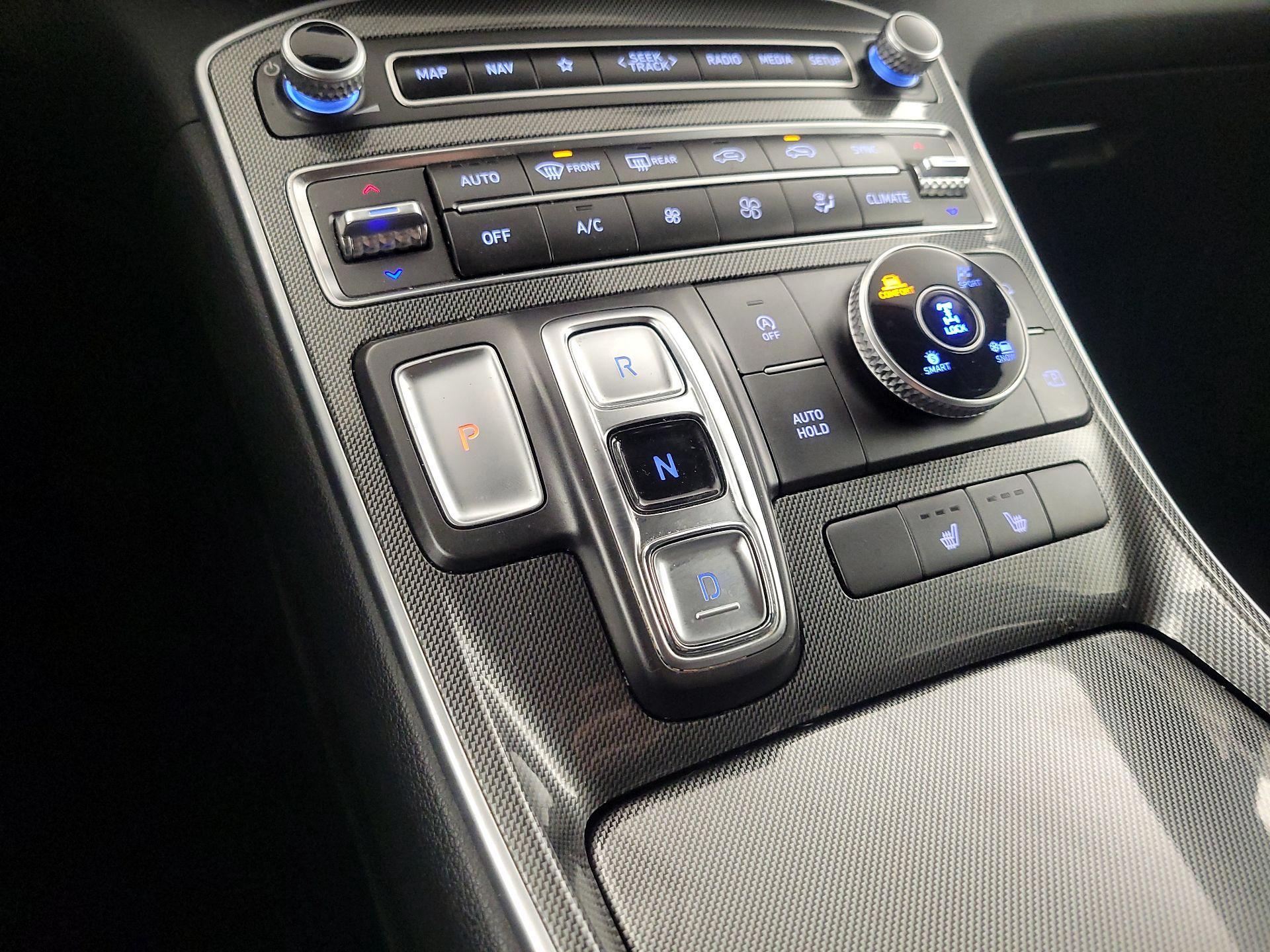 Thumbnail: 2023 Hyundai Santa Fe - 18