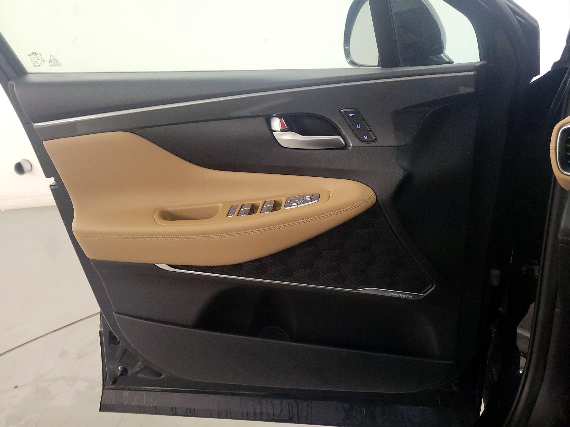 Thumbnail: 2023 Hyundai Santa Fe - 12