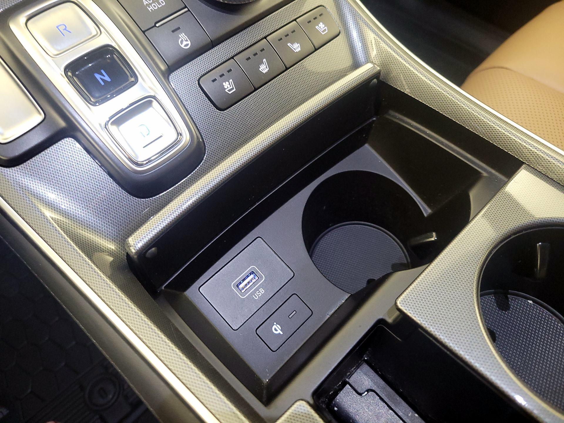 Thumbnail: 2023 Hyundai Santa Fe - 19