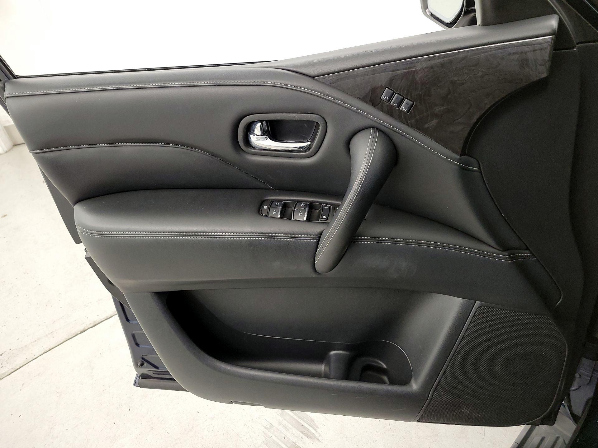 Thumbnail: 2024 INFINITI QX80 - 12