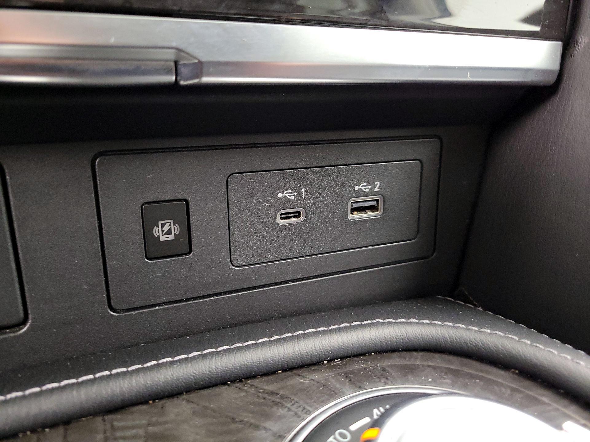 Thumbnail: 2024 INFINITI QX80 - 19