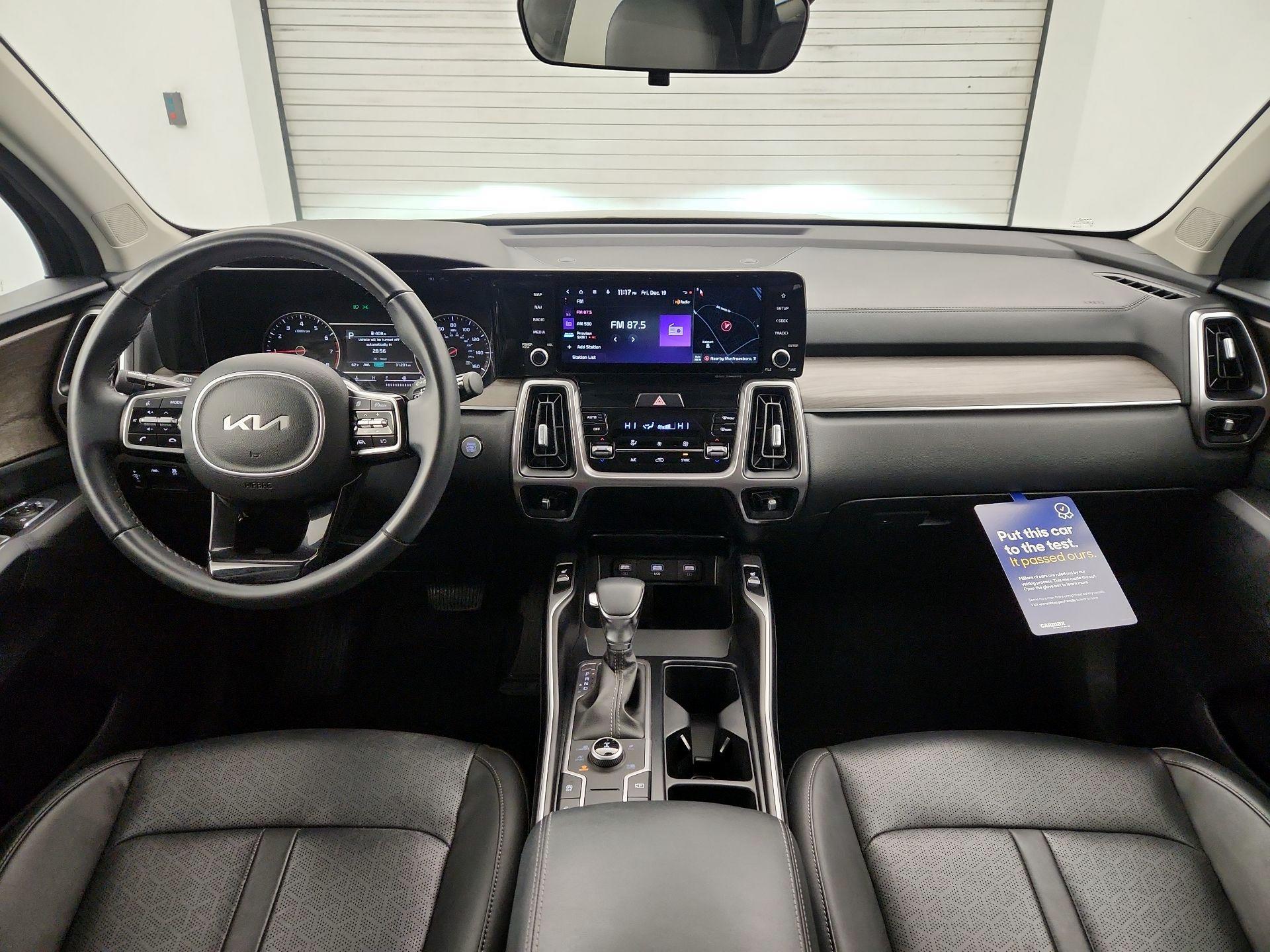 Thumbnail: 2022 Kia Sorento - 9