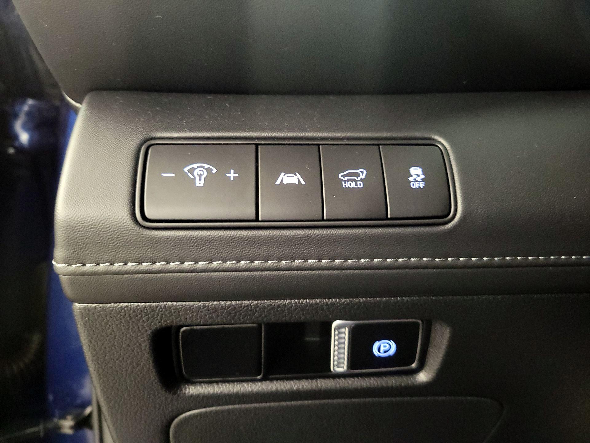 Thumbnail: 2023 Hyundai Santa Fe - 13