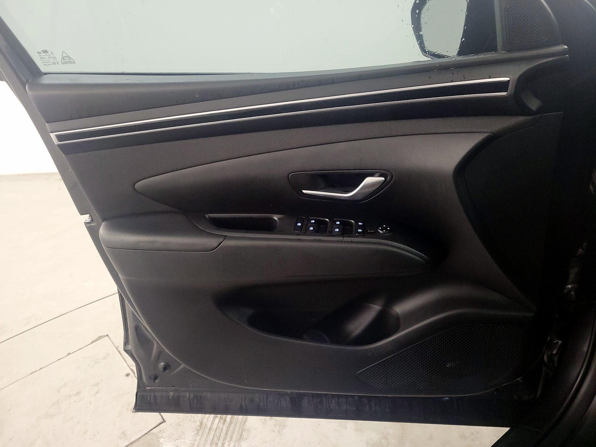 Thumbnail: 2023 Hyundai Tucson - 12