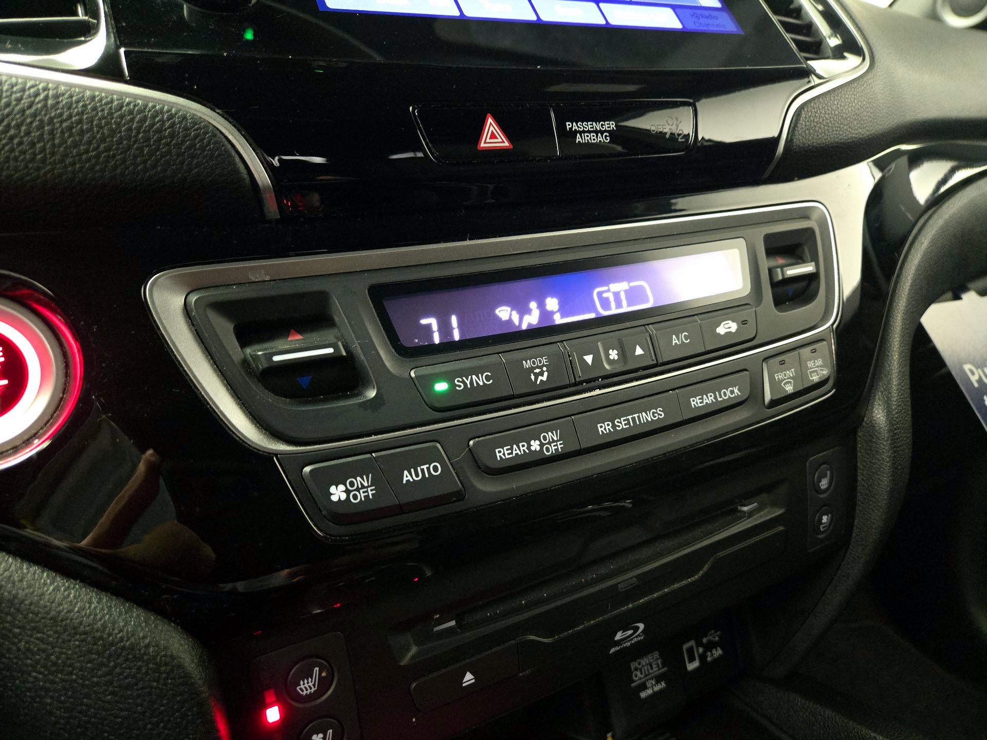 Thumbnail: 2022 Honda Pilot - 17