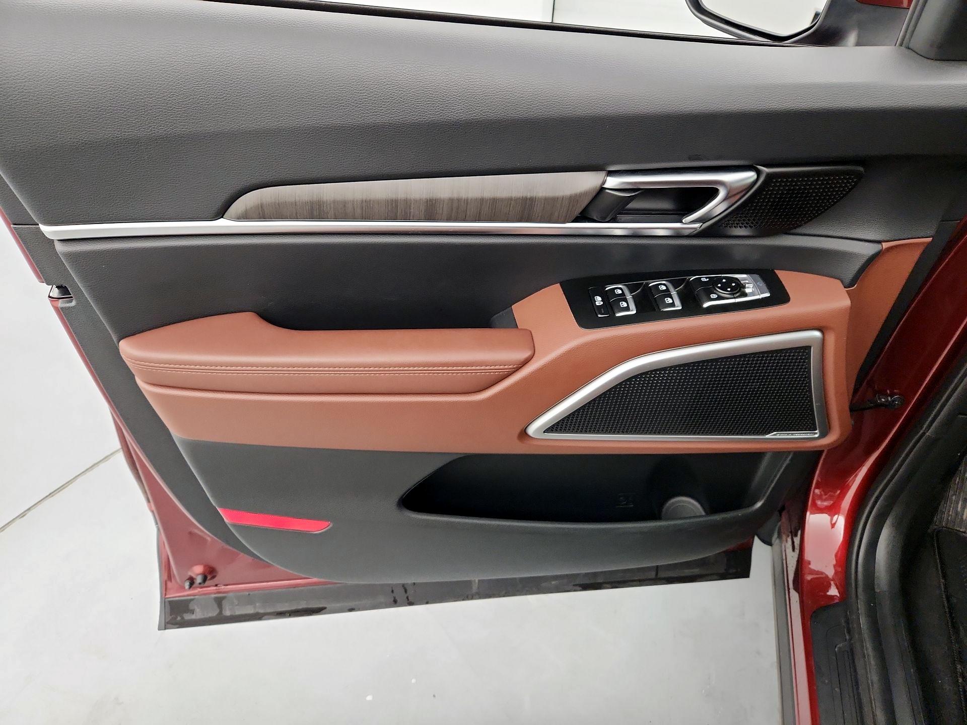 Thumbnail: 2023 Kia Telluride - 12