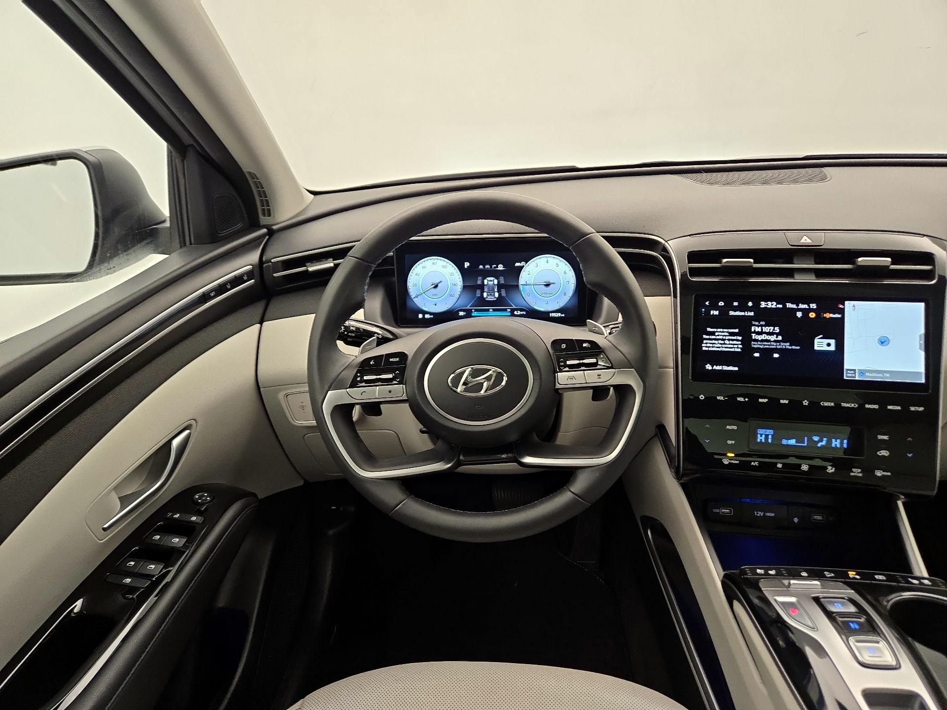 Thumbnail: 2023 Hyundai Tucson - 10