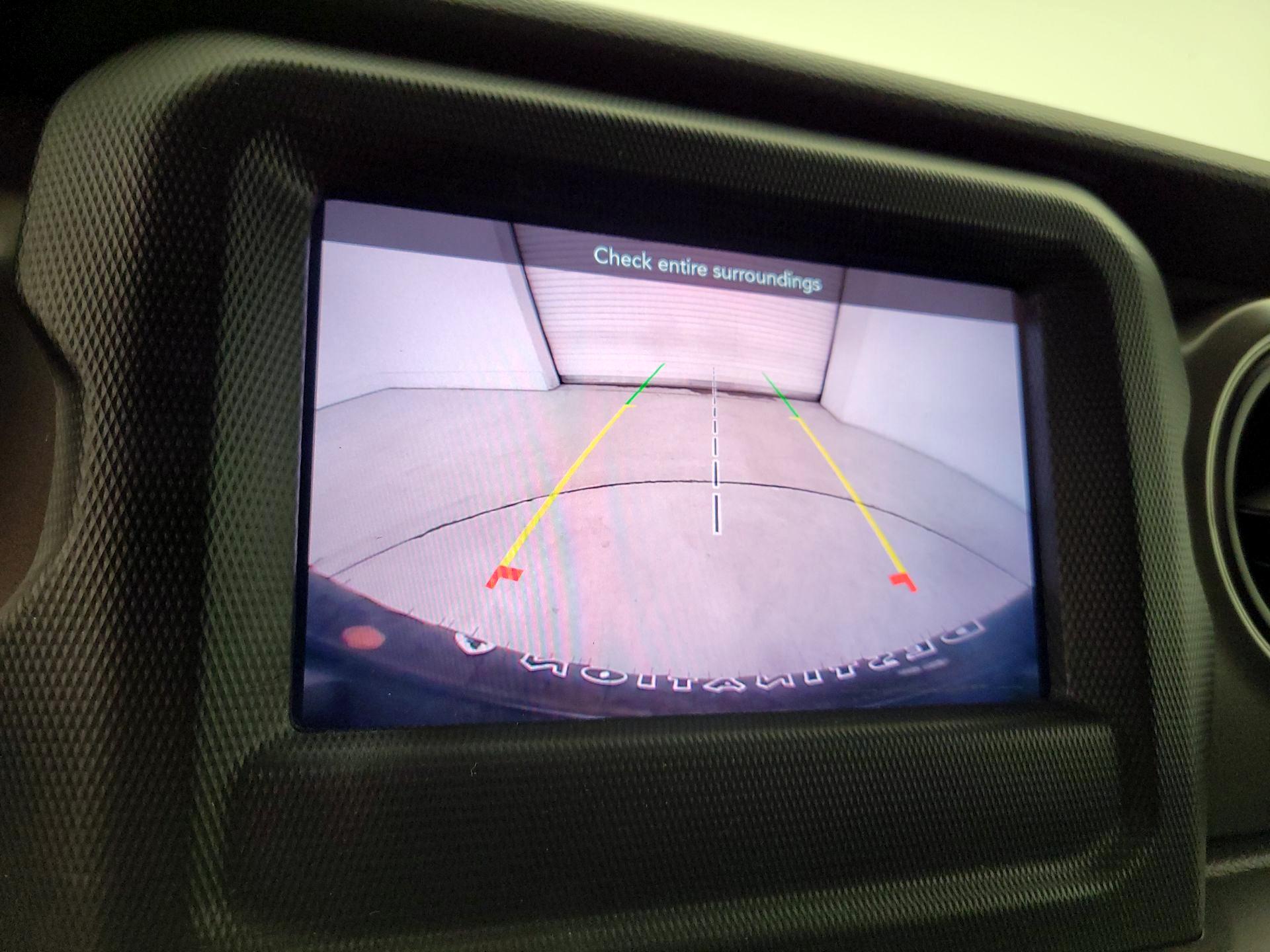 Thumbnail: 2022 Jeep Wrangler - 14