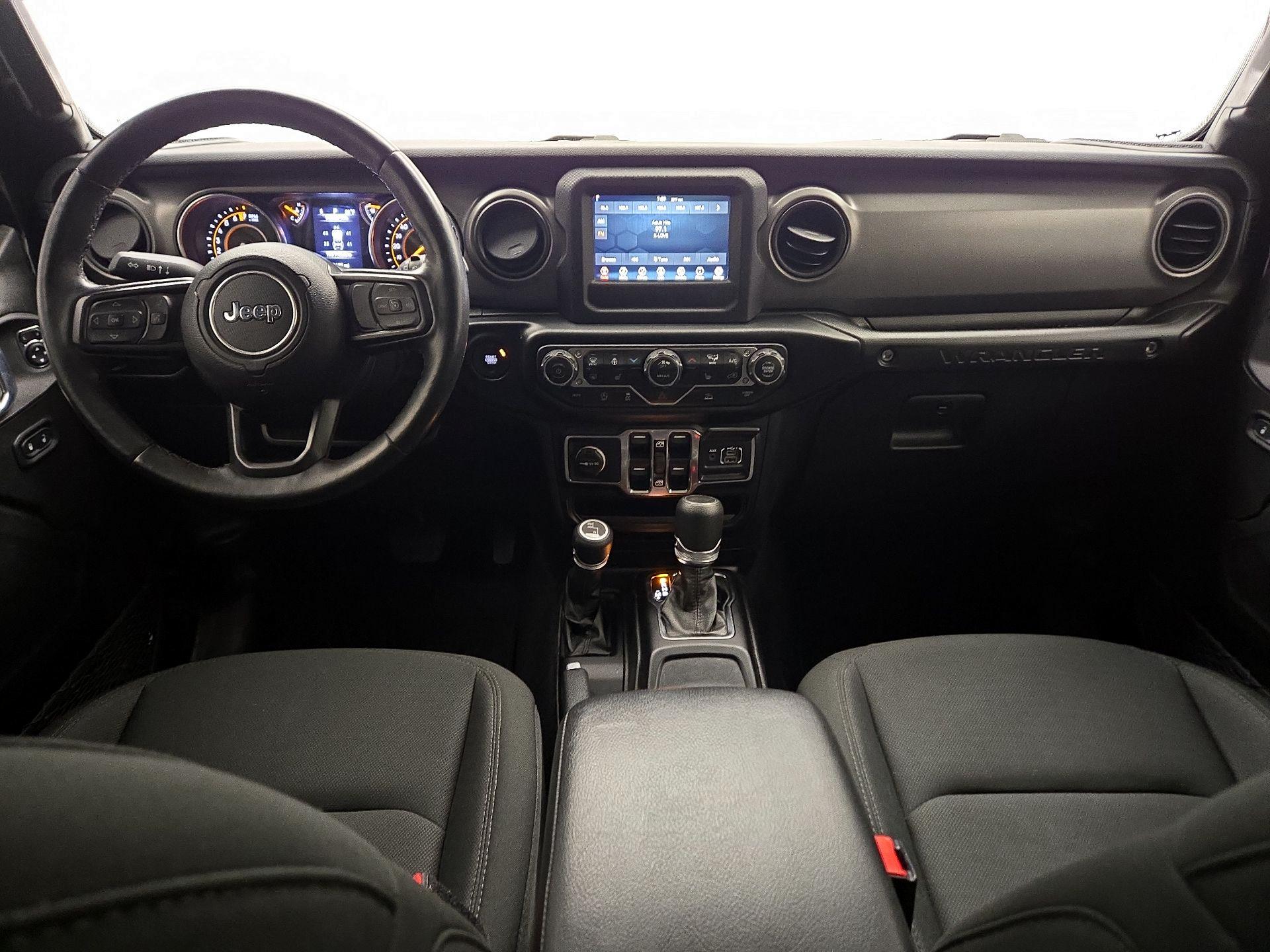 Thumbnail: 2022 Jeep Wrangler - 9