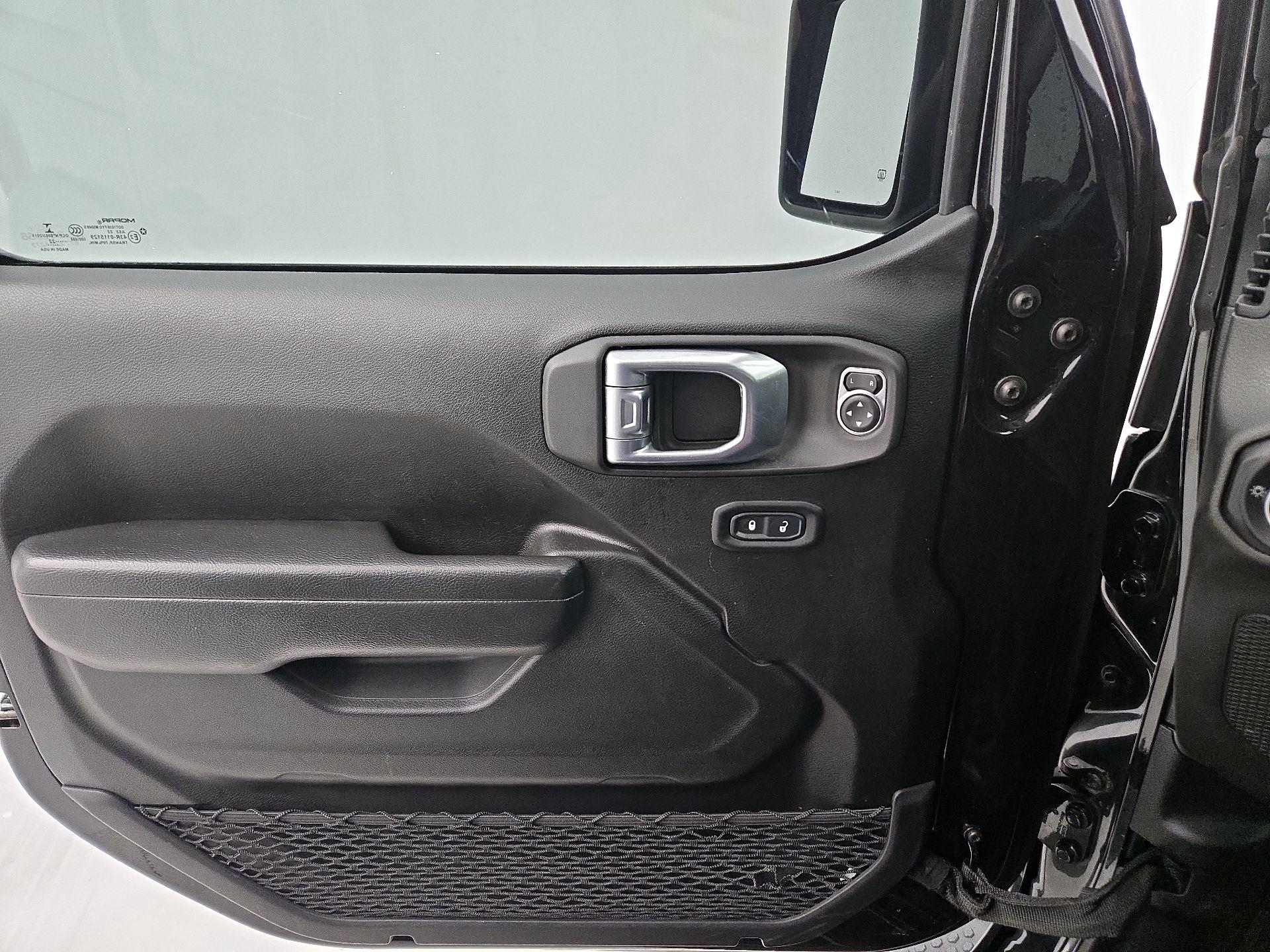 Thumbnail: 2022 Jeep Wrangler - 12