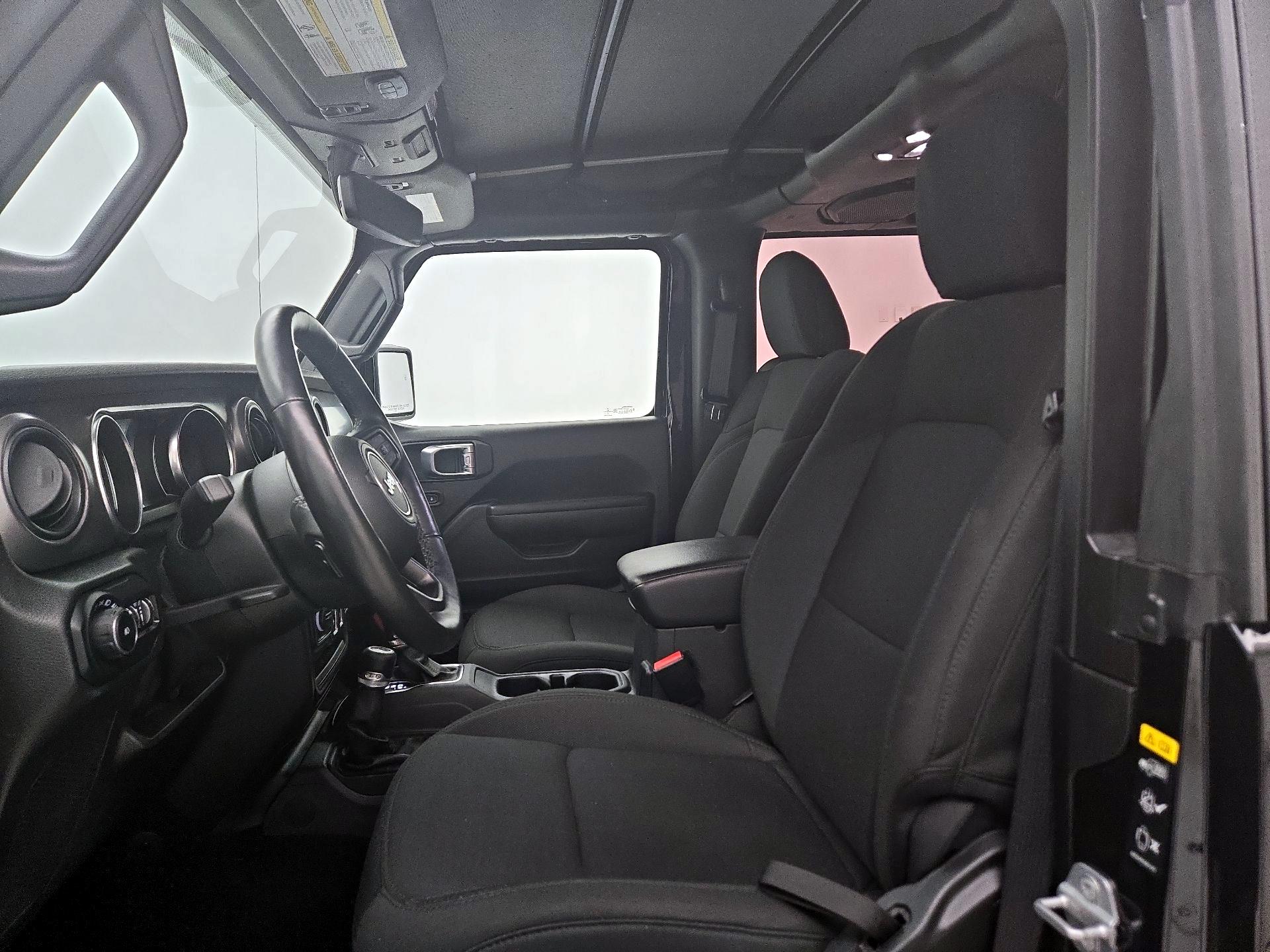 Thumbnail: 2021 Jeep Wrangler - 11