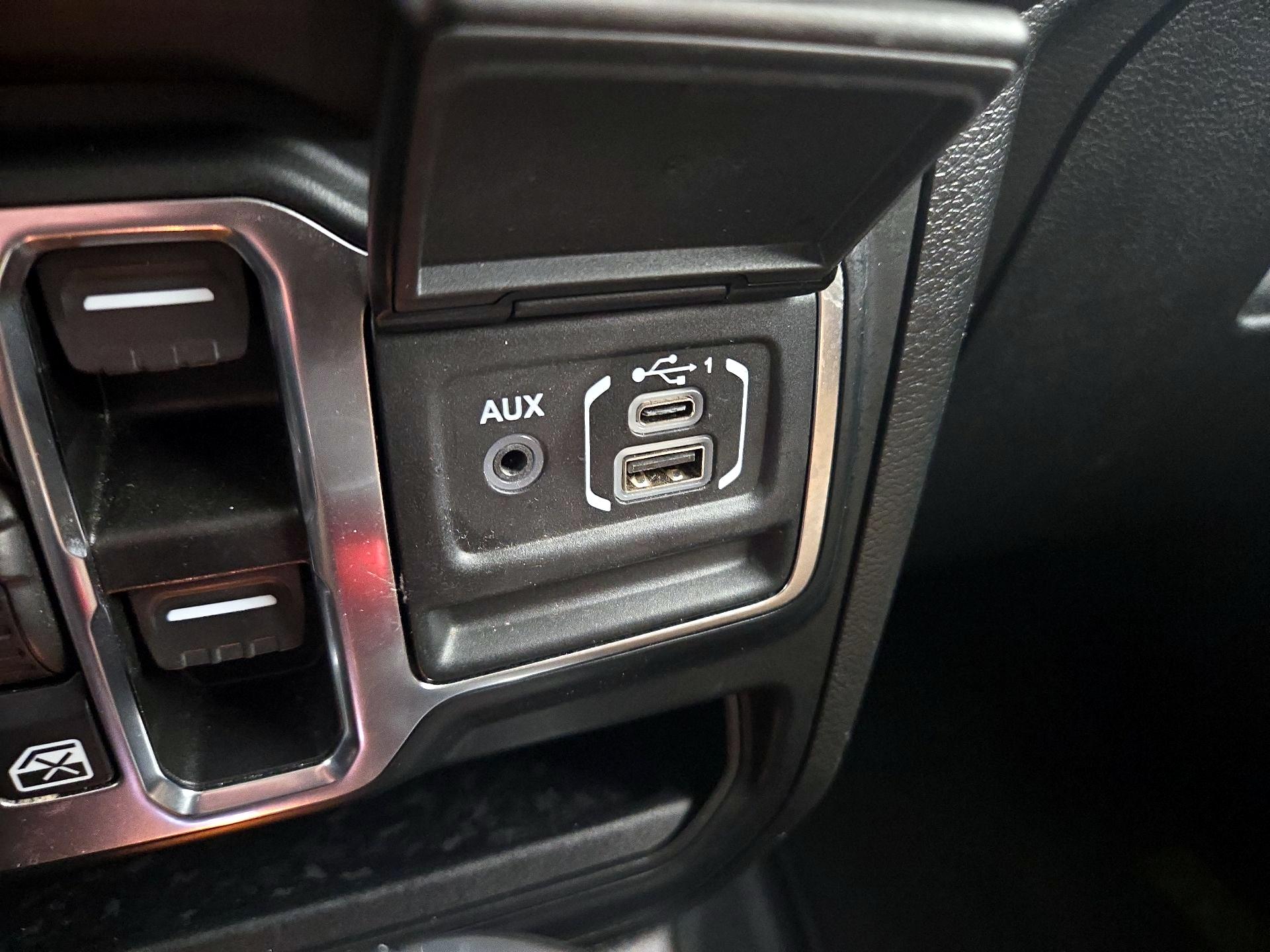 Thumbnail: 2023 Jeep Wrangler - 19