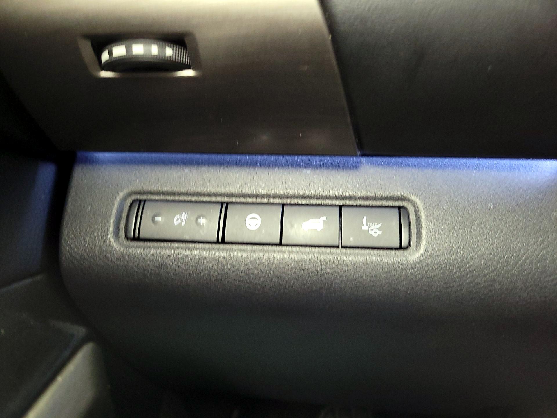 Thumbnail: 2023 Nissan Pathfinder - 13