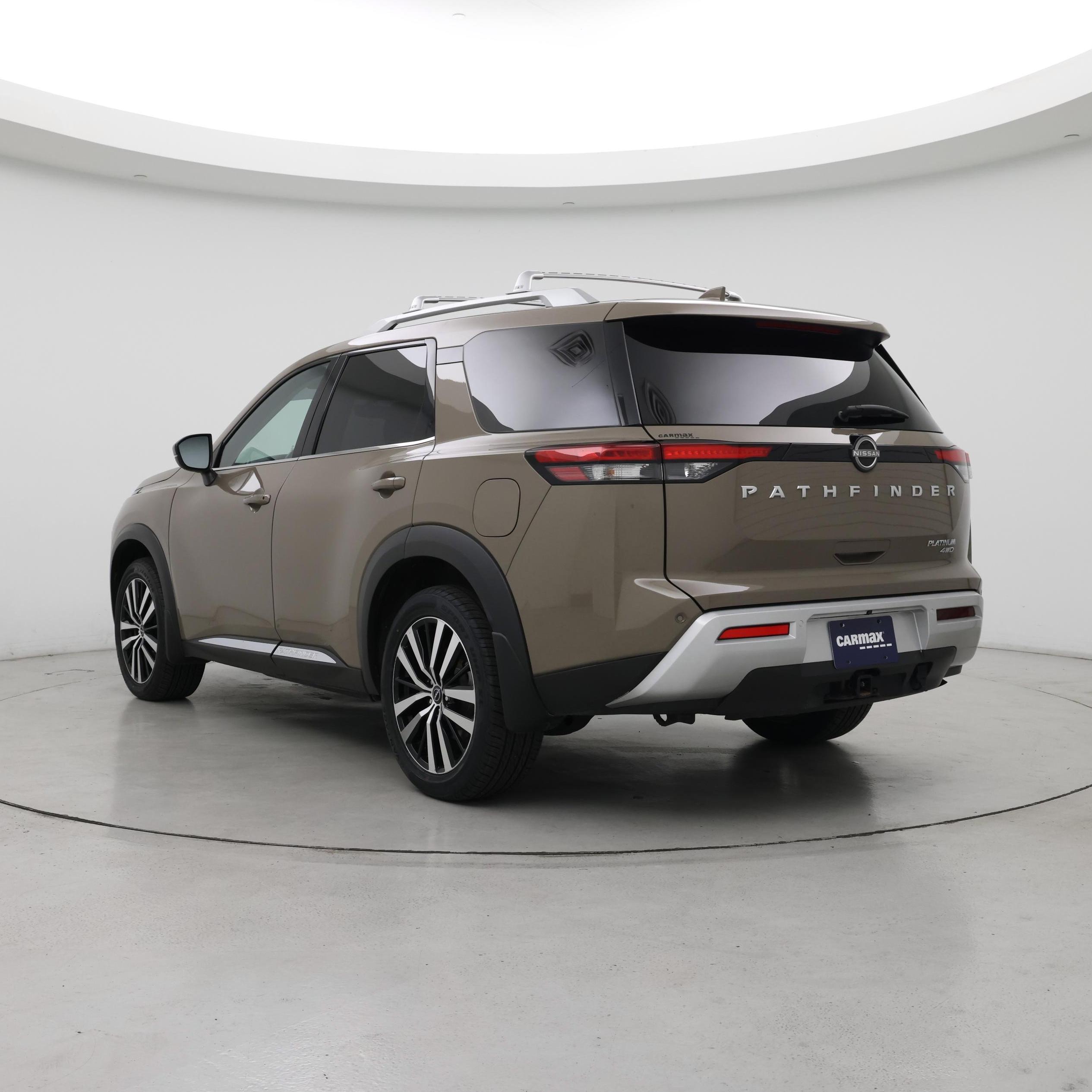 Thumbnail: 2023 Nissan Pathfinder - 2